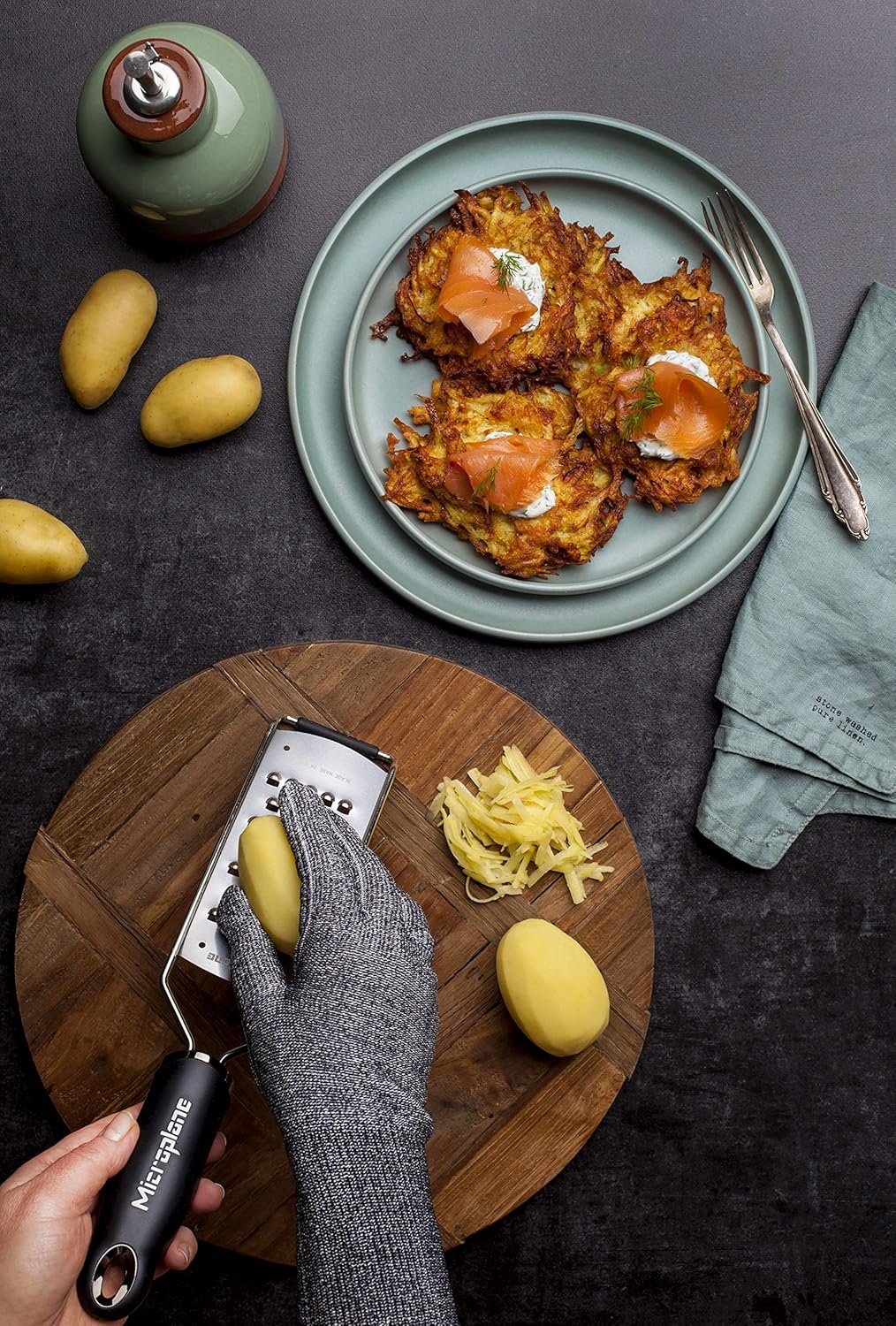 Microplane Cut-Resistant Glove One Size Fits All One Piece 34027