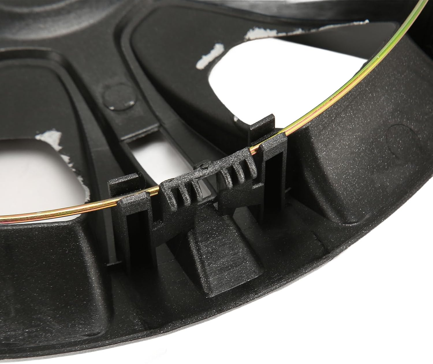 Wheel Hub Cap, Stylish Snap on 4PCS 15In Wheel Rim Protector For image number 3