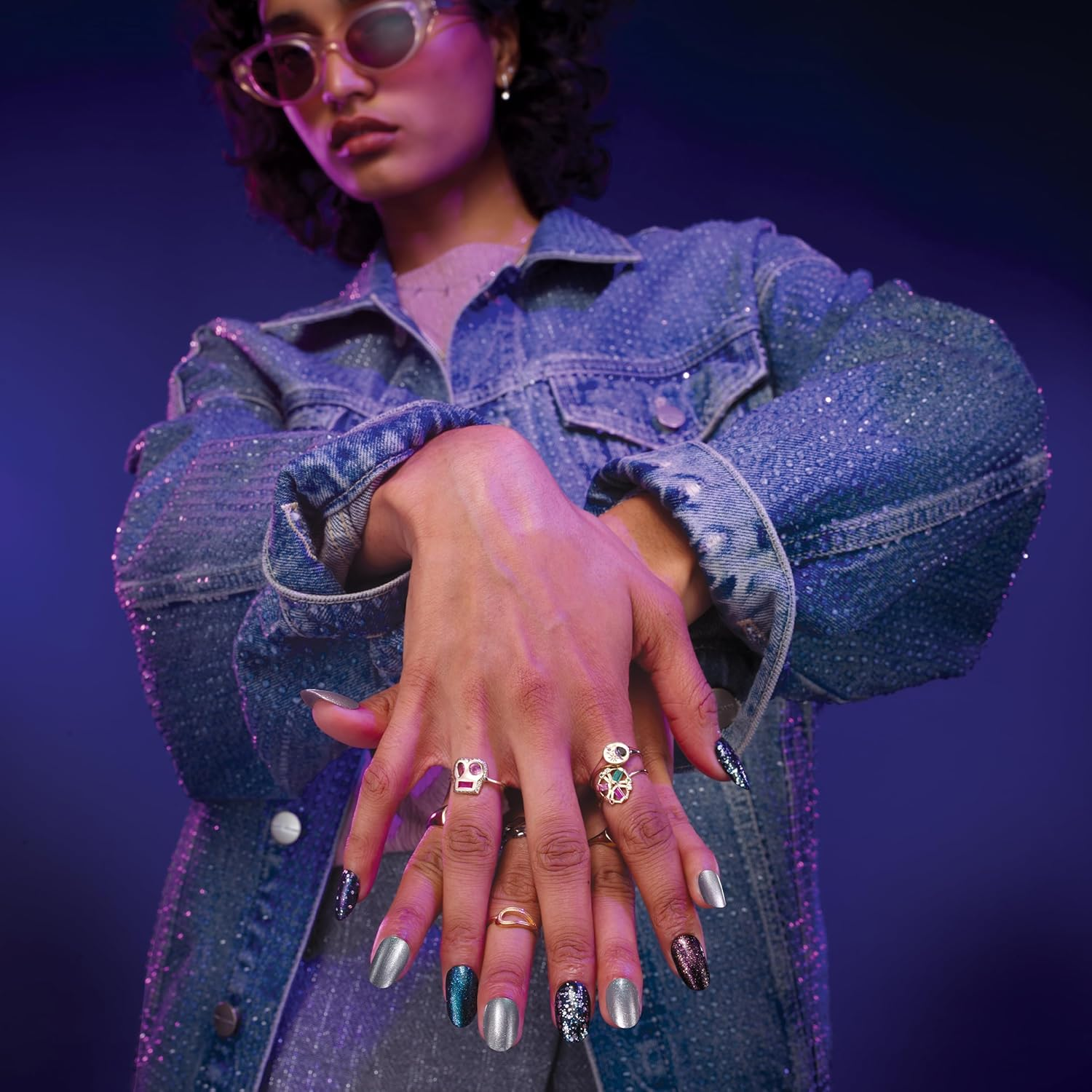 Sally Hansen Insta-Dri, Flash Top Coats, Quick Dry, Long Lasting, Sheer, Shimmery Blue Nail Polish image number 2