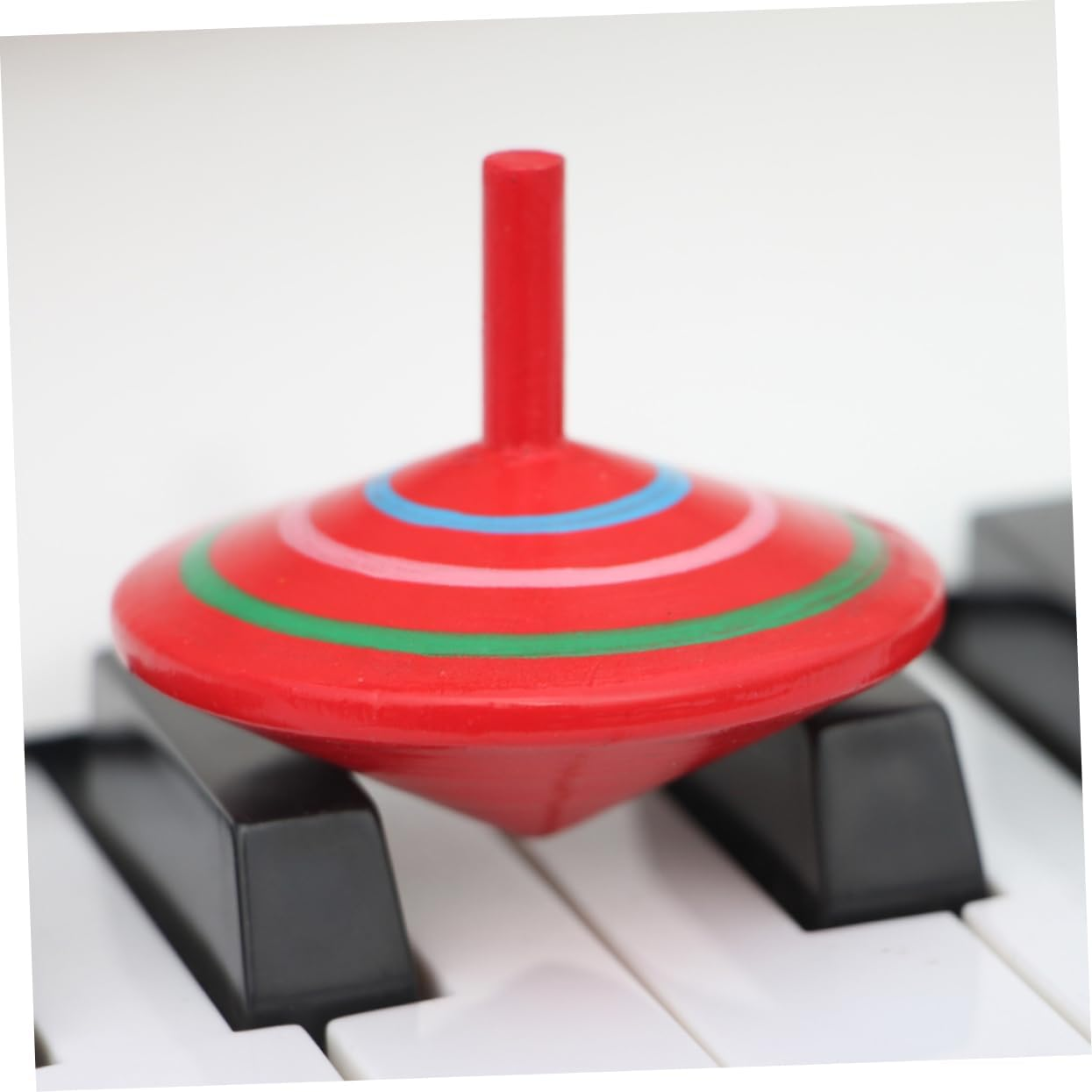 Totority 5 Pack Wooden Spinning Top Toys for Kids Educational Kids Top Toy Set Random Color image number 2