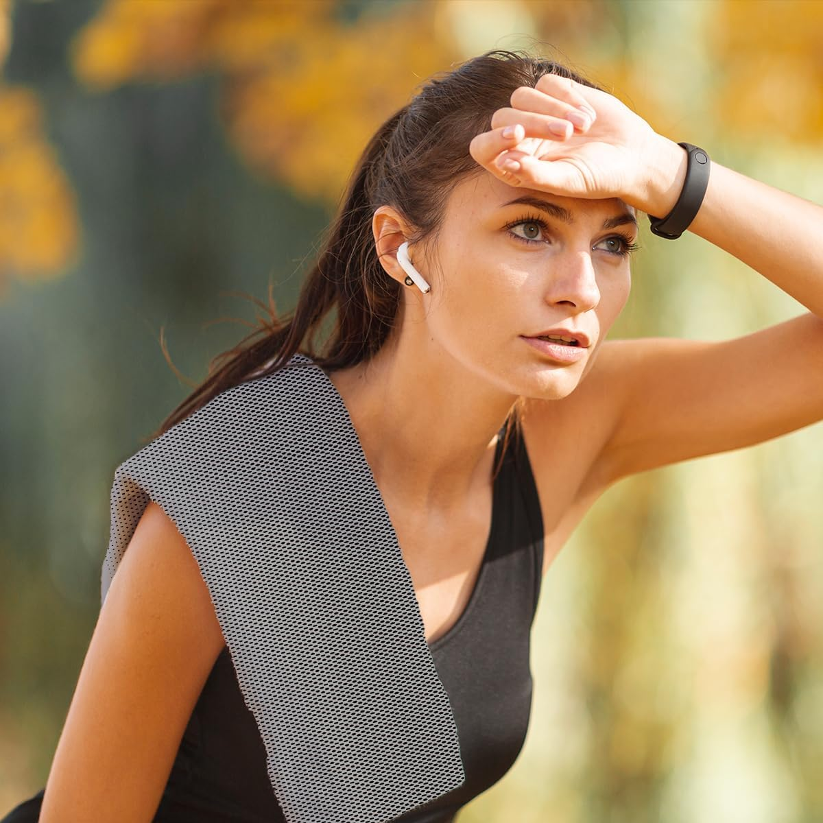 TEAONE Cooling Towels, 2 PCS Grey Breathable Towels for Yoga, Golf, Outdoor Activities (30 X 100Cm/11.81 X 39.37In) image number 2