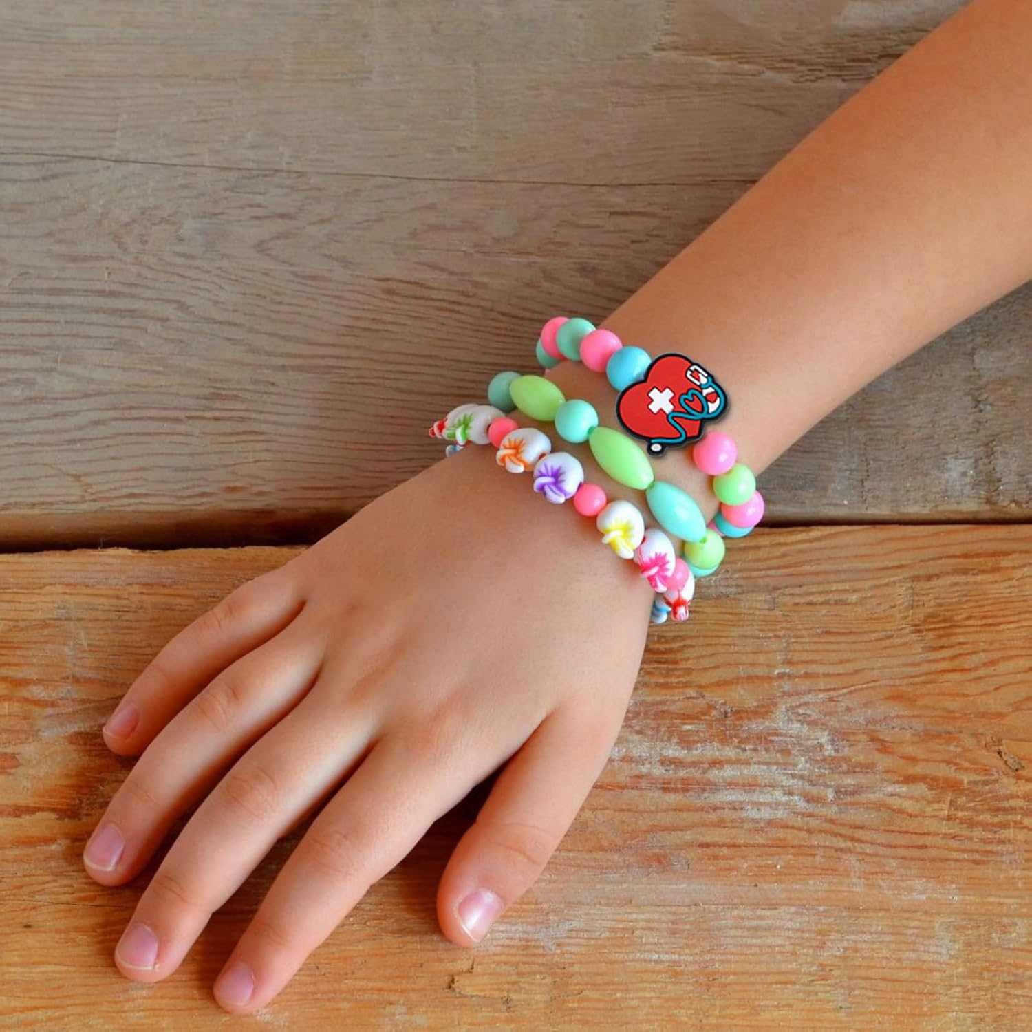 16 Pcs Stethoscope Silicone Focal Beads Nurse Colorful Silicone Focal Beads Bulk DIY Crafts Loose Spacer Beads for Keychain Jewelry Making Accessories Handmade Crafts