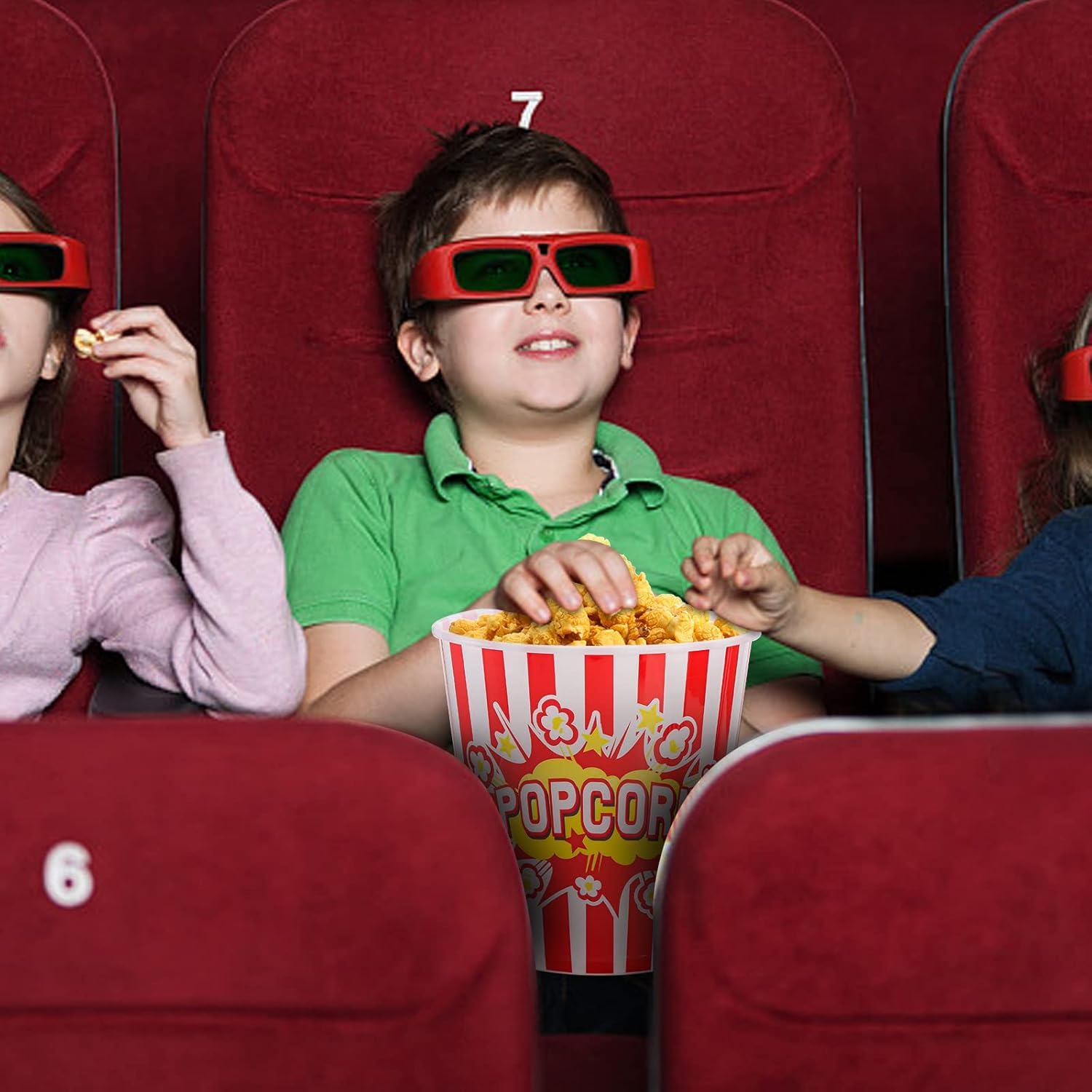 YOUEON 12 Pack Large Plastic Popcorn Bowls, 95 Oz Reusable Popcorn Containers in Red & White Striped Retro Style, Popcorn Buckets for Movie Night, Theater, Party Theme image number 3