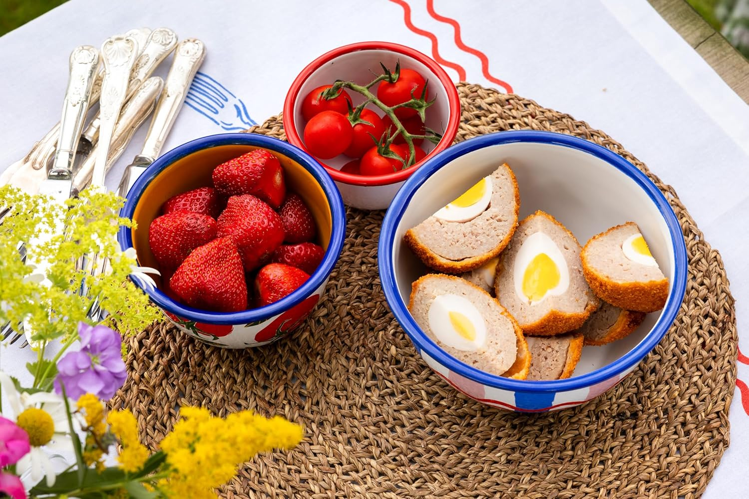 Talking Tables 1 Handmade Enamel Bowl - Durable Shatterproof with Tomato Design - Ideal for Snacks Salads Fruits Soups - Chic Dining, Stylish Decor - 12Cm Dishwasher Safe