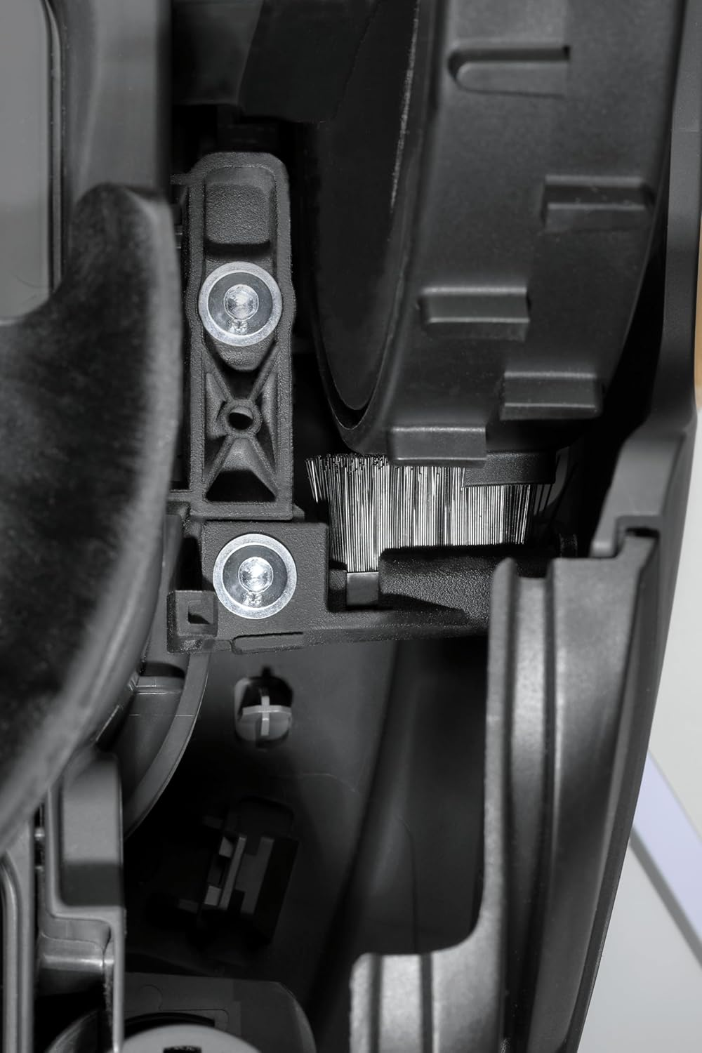 Gardena Robotic Lawnmower Wheel Brushes image number 4