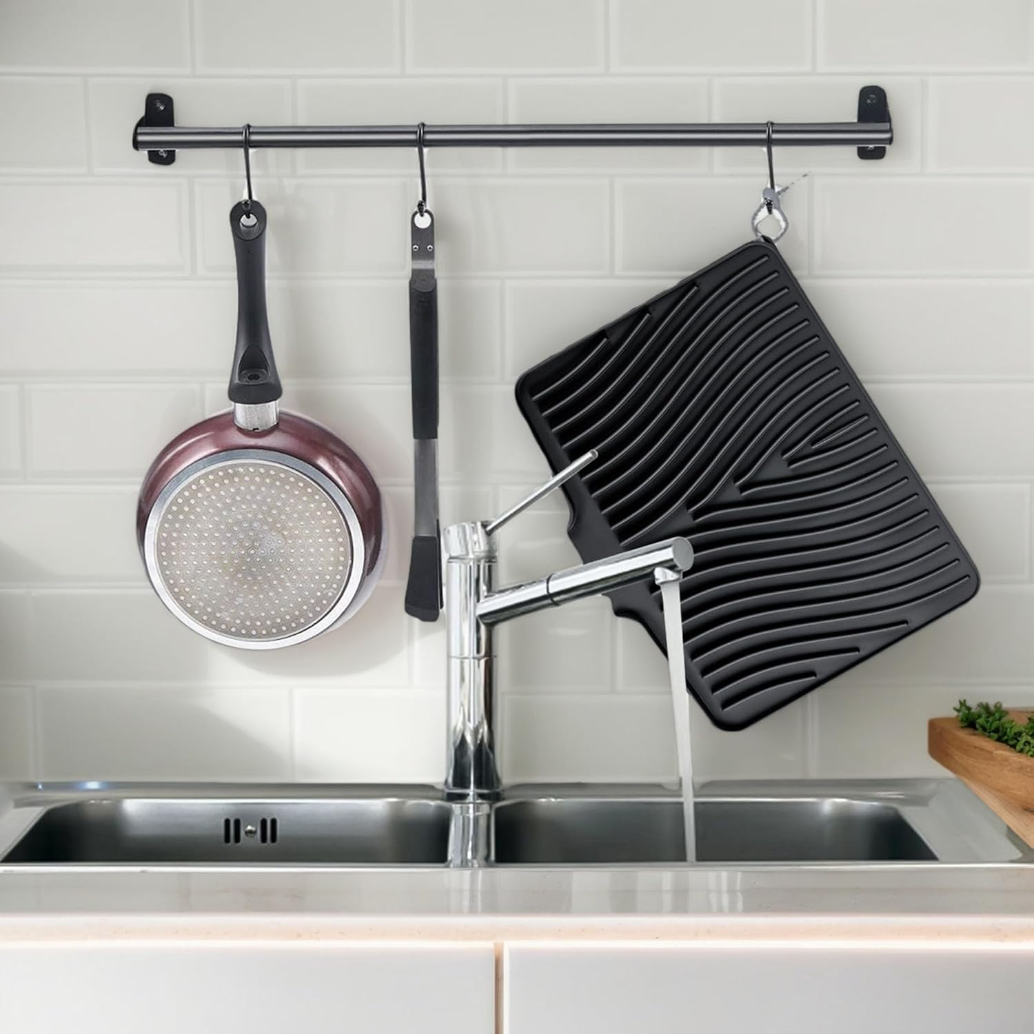 Silicone Dish Drying Mat for Kitchen Counter Non-Slip Pad with Built-In Drain Sink (Black) - Grey image number 3