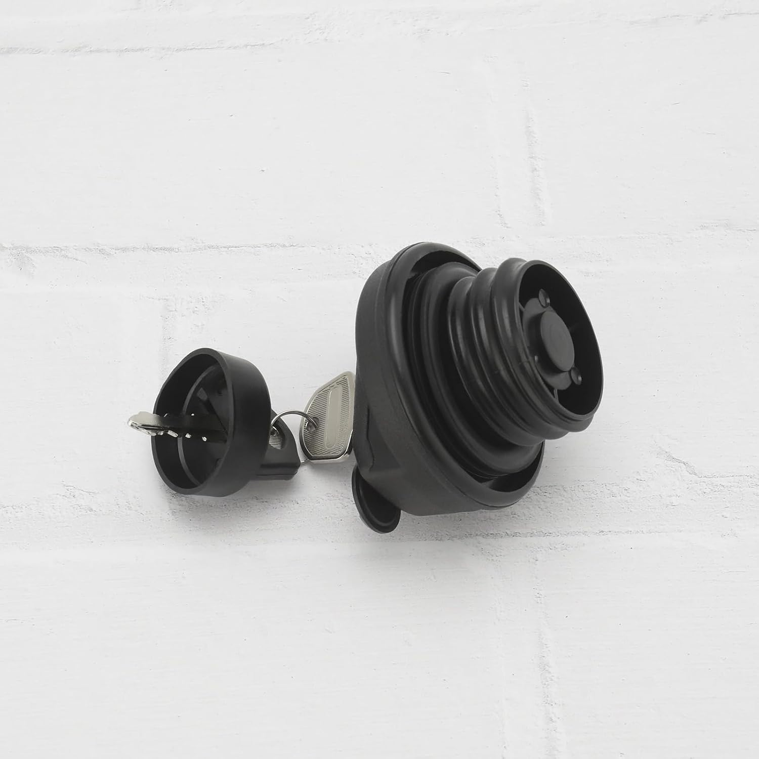 Ecsing 1 Set Car Locking Tank Filler Cap Lockable Tank Cap with Keys 7020-010120 Beach Car Fuel Tank Cover Compatible with Cforce 450 520 550 image number 3