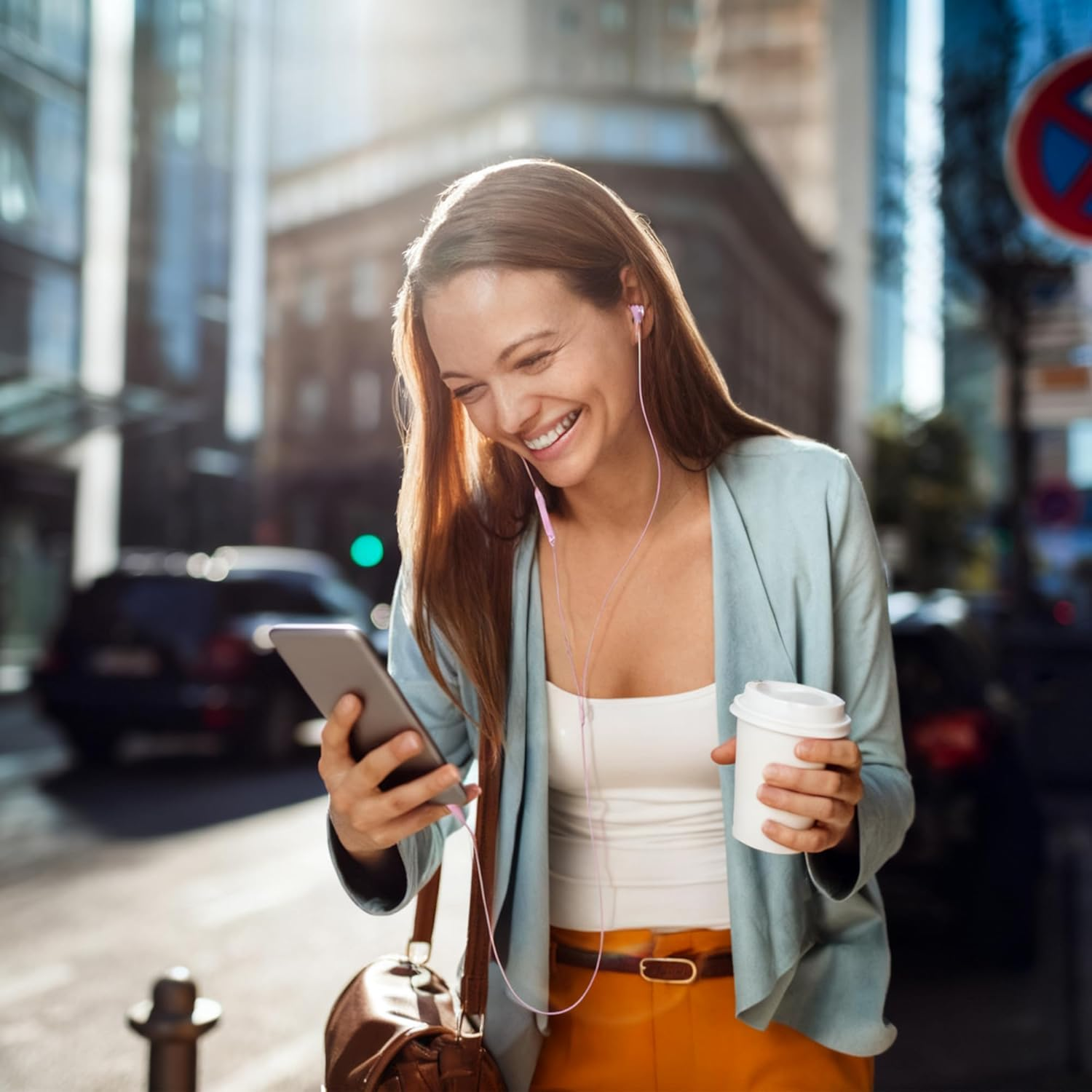 MOXKING In-Ear Headphones with Wired for Small Ears, Microphone & Volume Control, Flat Cable, Ideal for Women & Kids (Pink)