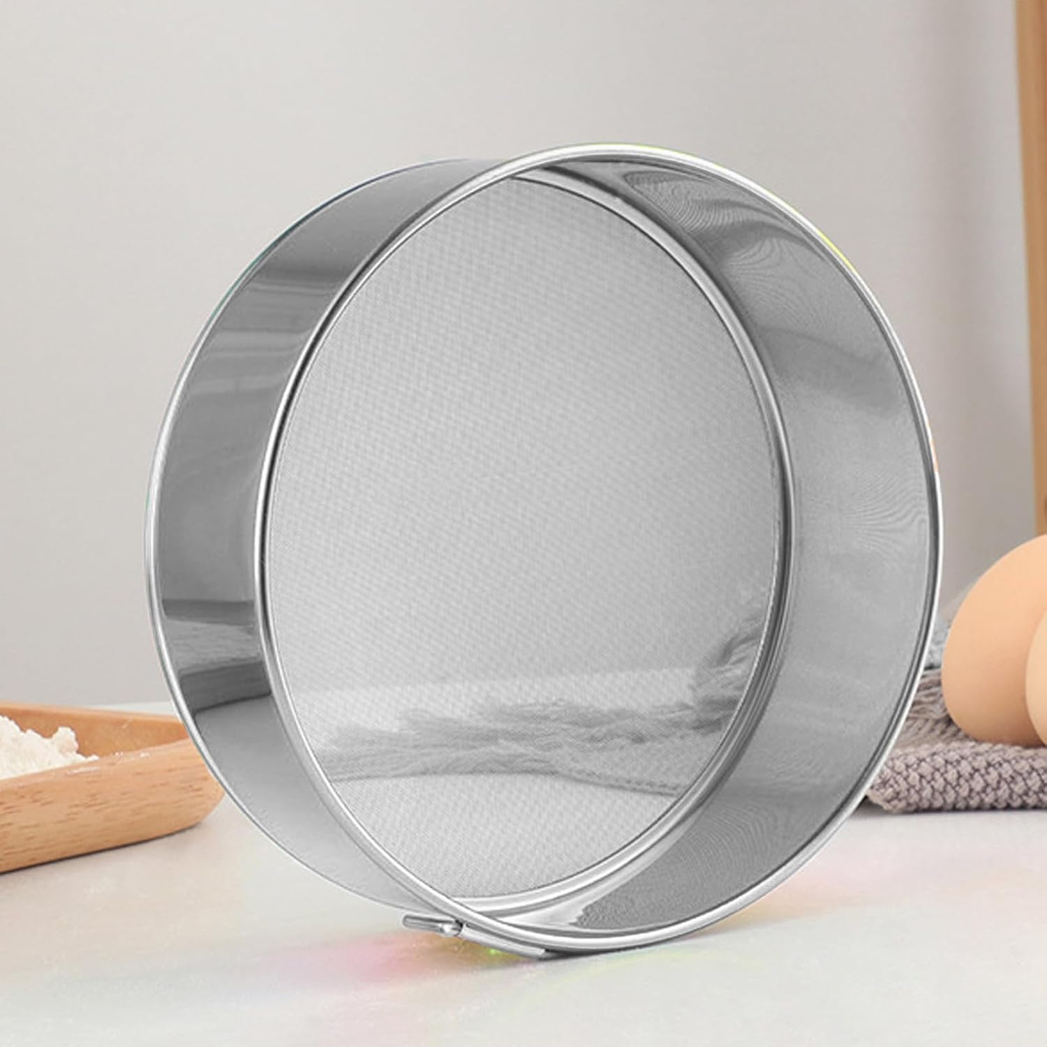 Flour Sieve Fine Mesh, Stainless Steel round Flour Sifter 80 Mesh Large Size Filter with anti Stick Coated for Baking Cake Bread