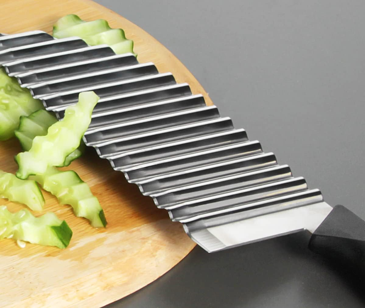 Crinkle Cutter Vegetable Stainless Steel Deeper Crinkle Slicer Sharp Blade with Hang Hole Wavy French Fries Chopper for Potato, Carrot, Etc (Silver) - Silver image number 1