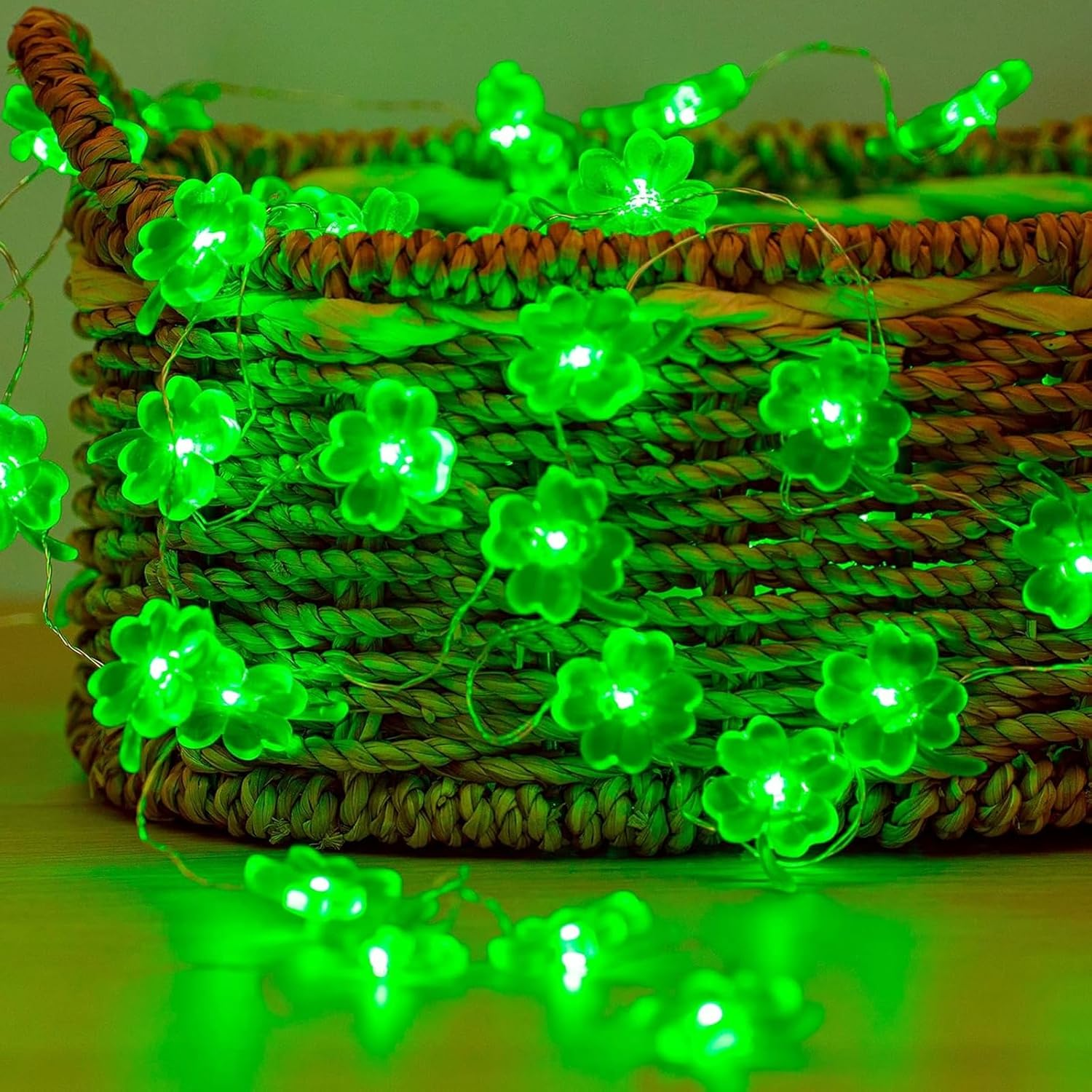Alegre Clover Leaf Fairy Lights, Green, 2 M, 20 LED Clover Leaf Wire, Green Fairy Lights, Battery Operated, Green Fairy Lights, Indoor Decorative Fairy Lights for St. Patrick'S Day, Wedding, Bedroom image number 6