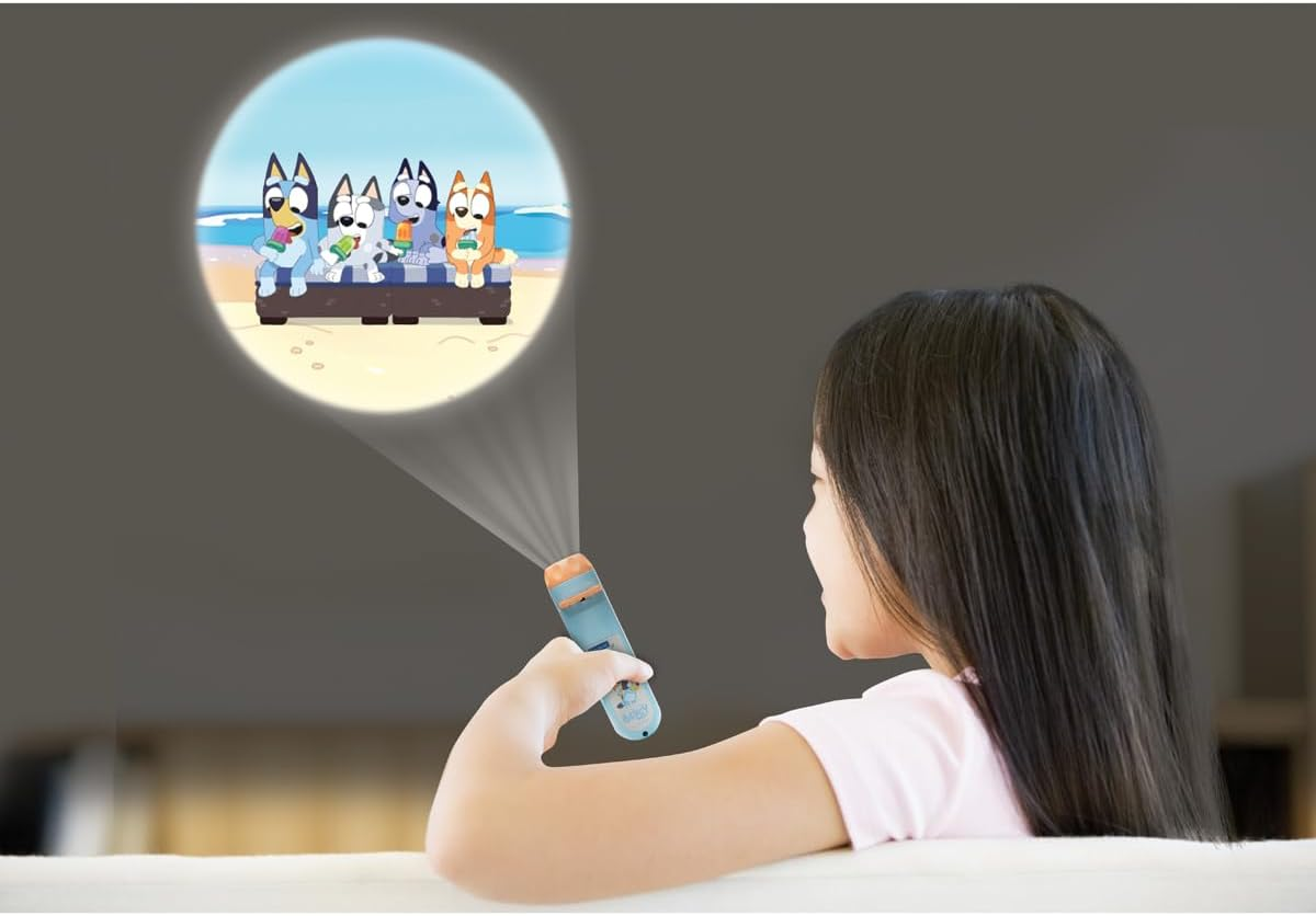 Lexibook, Bluey, Bluey LTC050BYLXB Storyteller Projector and Flashlight, Blue Yellow image number 6