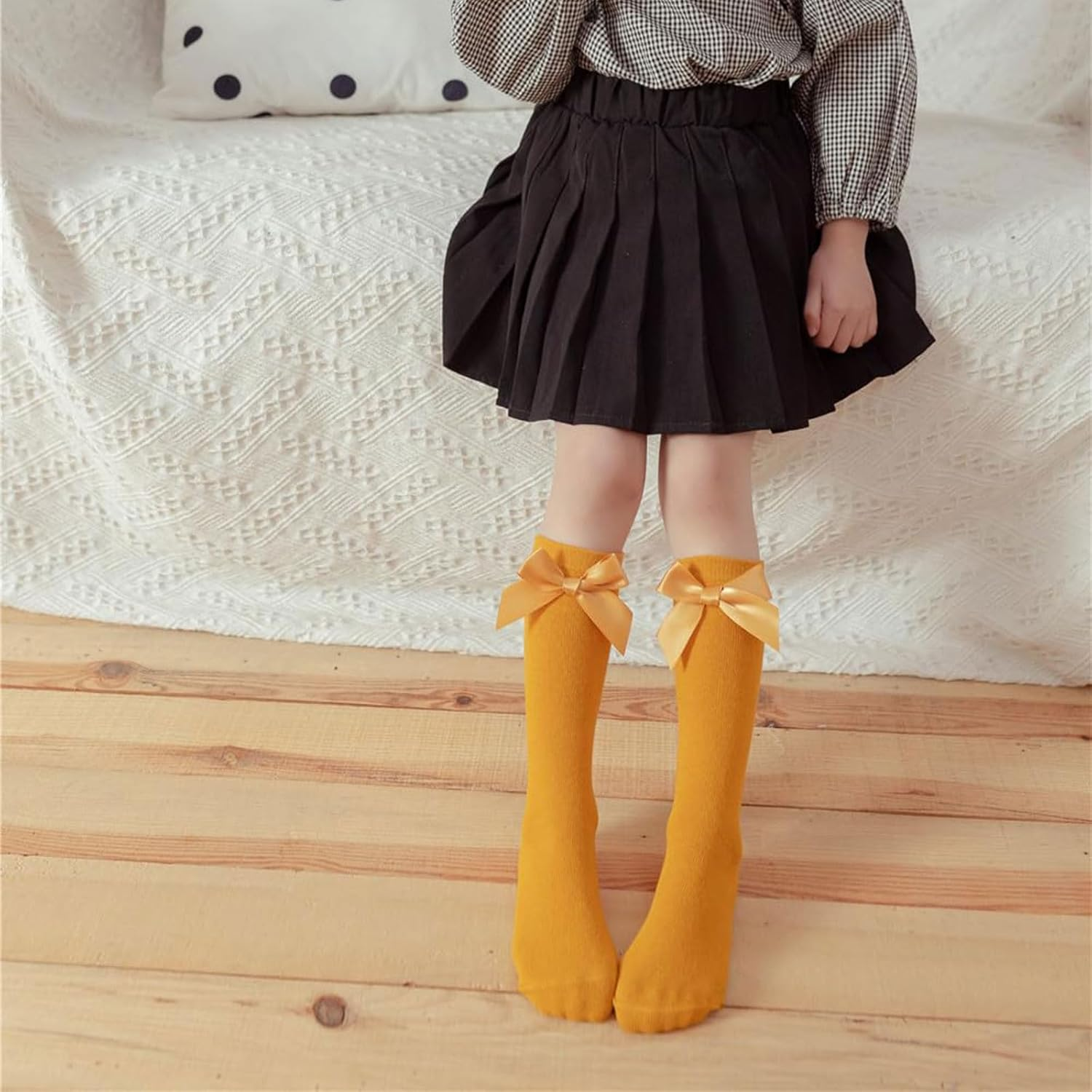 Lyvixora Newborn Baby Girls Socks with Bows - Soft Knee-High Christmas Style, Cute & Long Comfortable Infant Toddler Socks, Warm in Autumn and Winter image number 3