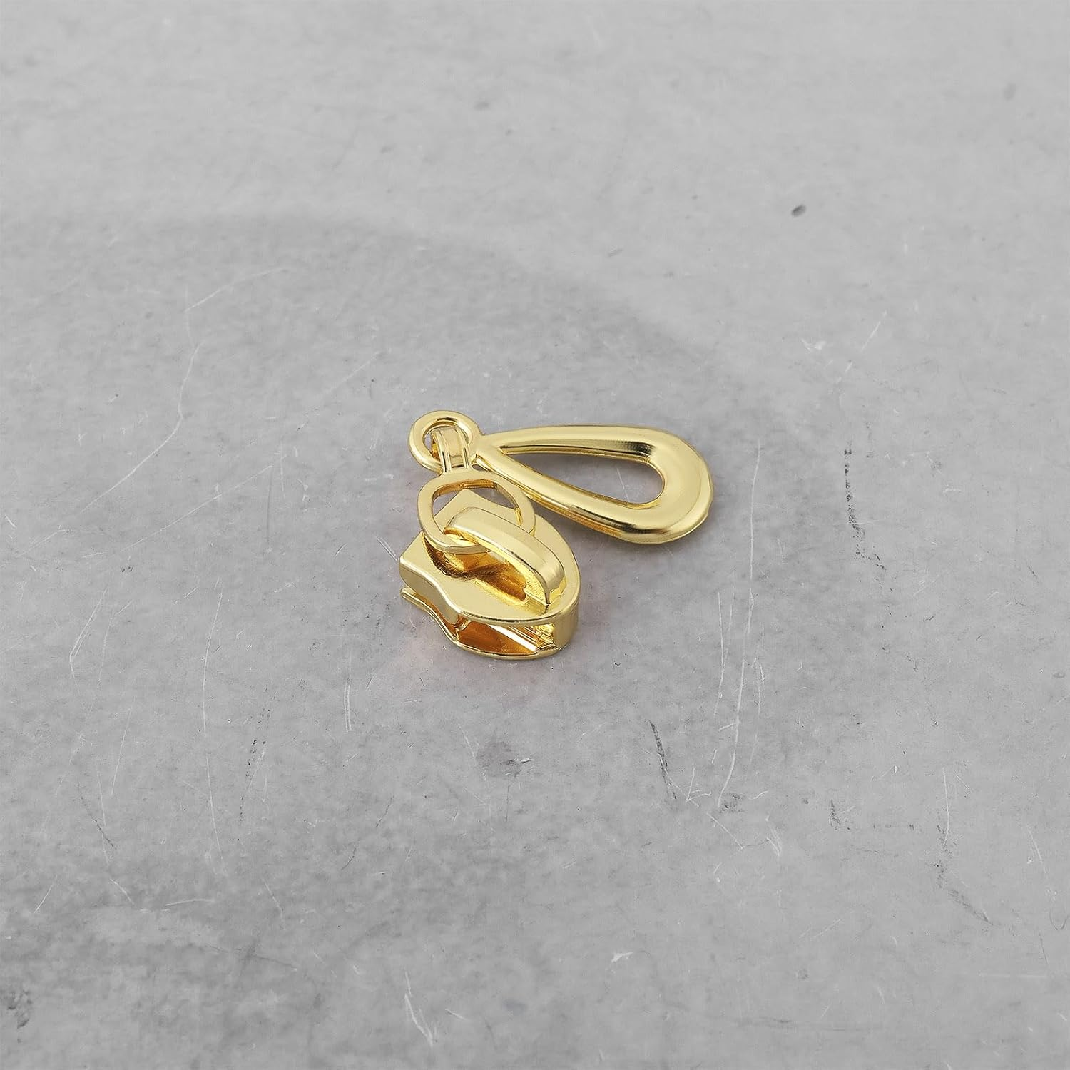 Create Idea 20Pcs No.5 Non Locking Zippers Sliders 6Mm Metal Teardrop Shape Zipper Puller 4Cm Slider for Nylon Coil Zippers for 6Mm Open Zipper Sliders image number 5