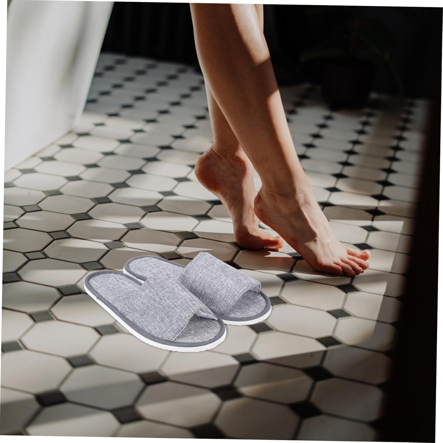 Outanaya 6 Pairs Breathable Open Toe Disposable Slippers Non Slip Floor Slippers for Travel Lightweight Comfortable Cotton Linen Gray image number 6
