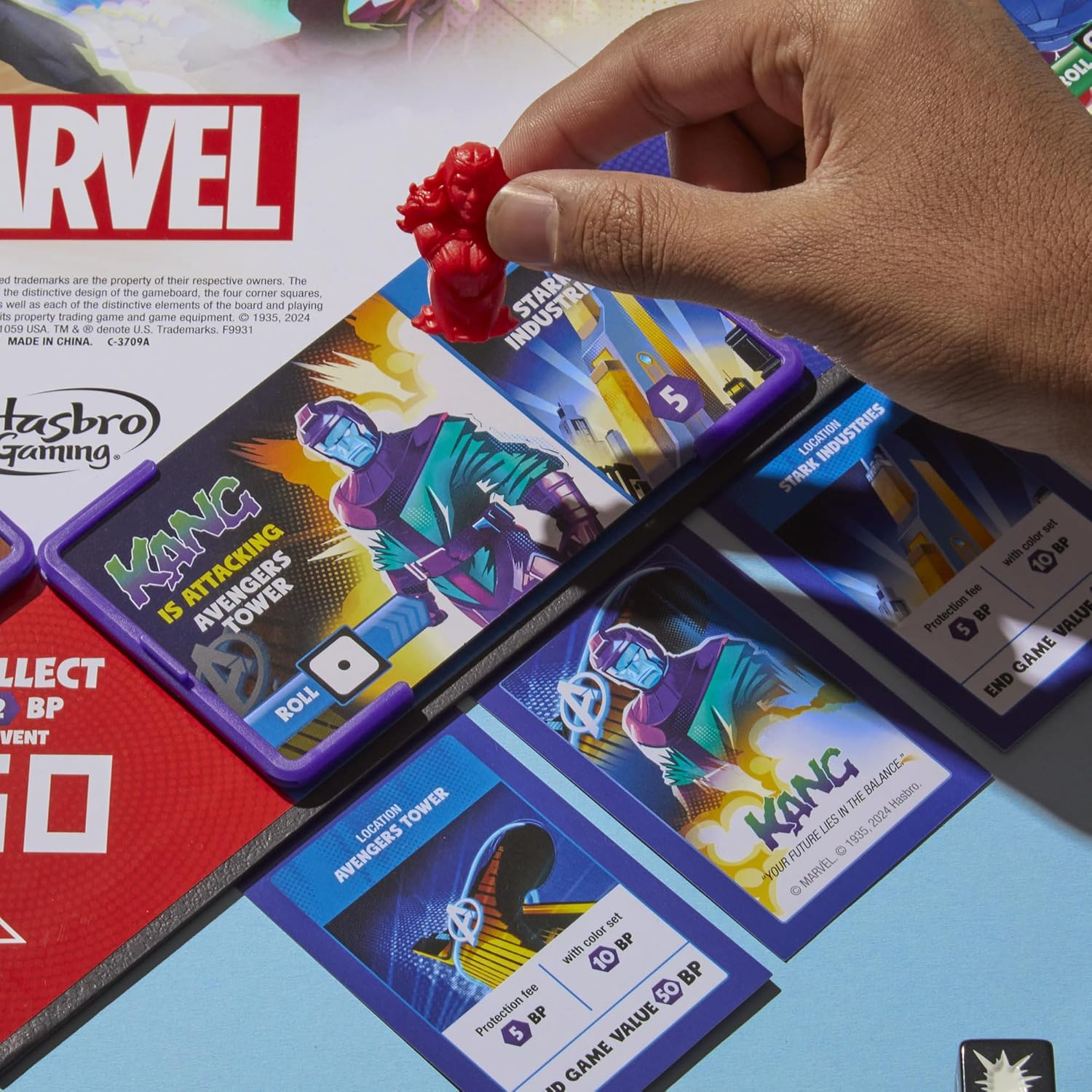 Monopoly Flip Edition: Marvel Board Game | Ages 8 and up | 2 to 4 Players | Family Board Games for Kids, Teens, and Adults image number 4
