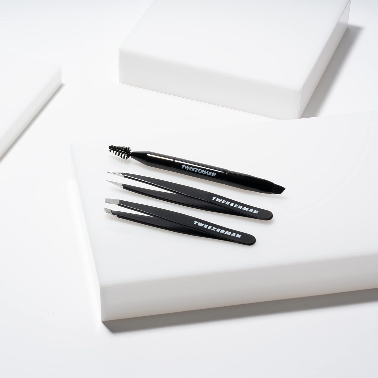 Tweezerman Brow Shaping Set image number 4