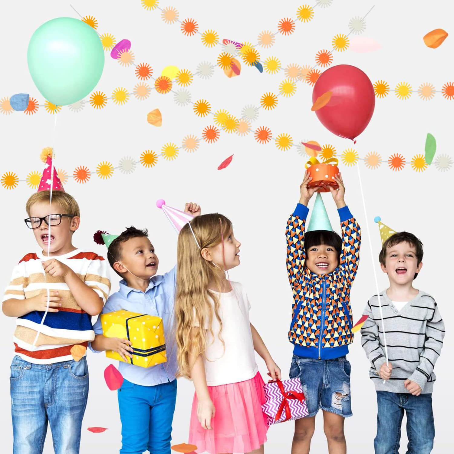 Boho Sun Garland Felt Artificial First Trip around the Sun String Banner Hippie Boho Muted Sun Party Supplies Aesthetic Indoor Outdoor Party Decoration for Baby Shower Wedding, 4Pcs