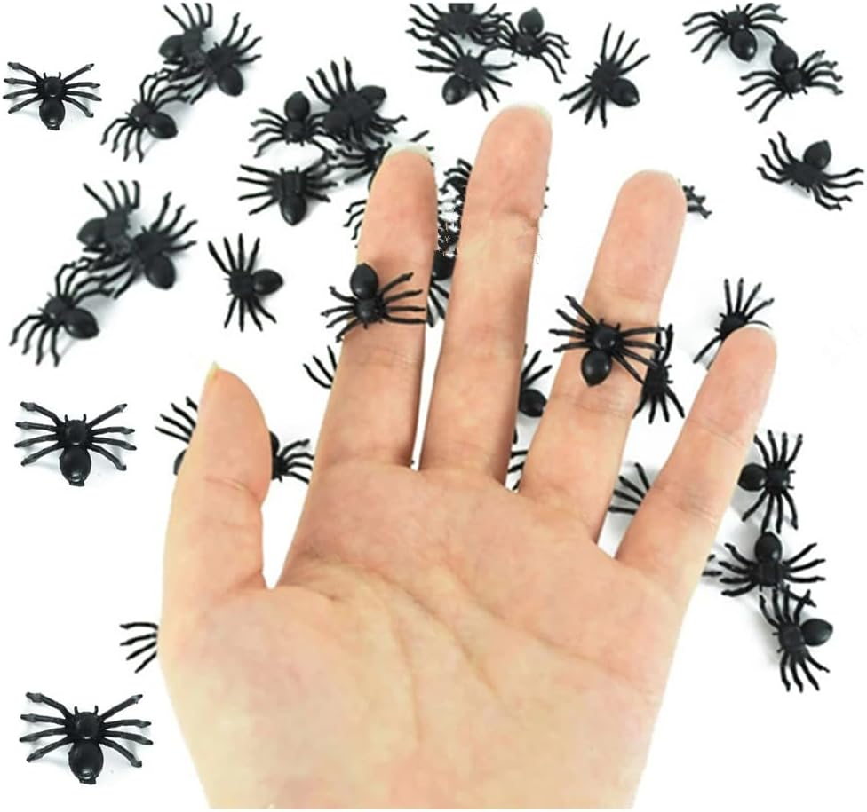 100 Pcs Realistic Spider Halloween Decoration, Halloween Spiders, Plastic Mini Spider Black Realistic Scary Spider Prank Halloween Haunted House Decorations for Halloween Parties Fool'S Day image number 2