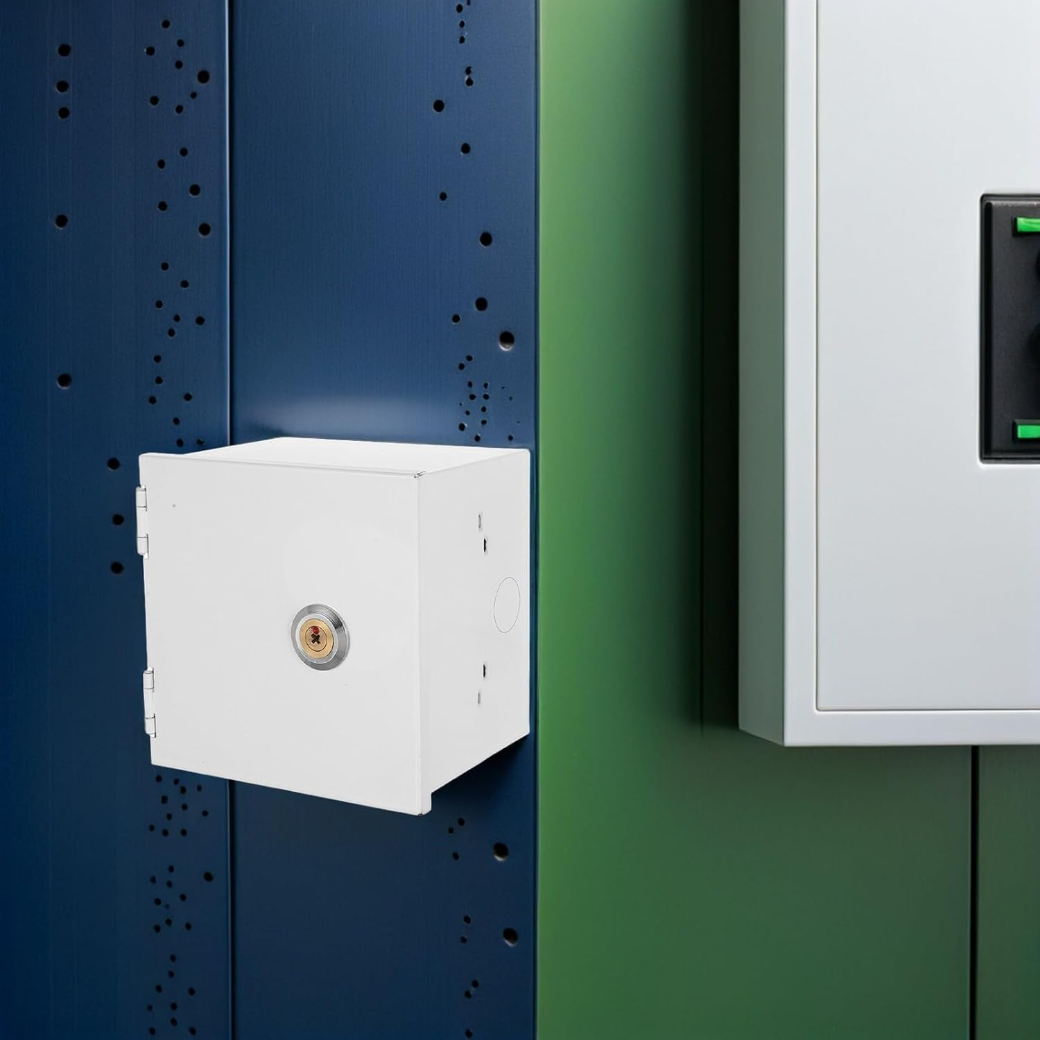 KOMBIUDA Type Weatherproof Electrical Power Outlet Box with Anti-Theft Lock and Key Outdoor Socket Cover Compatible with Standard Wall Switches for Secure Garden and Public Space Use image number 4