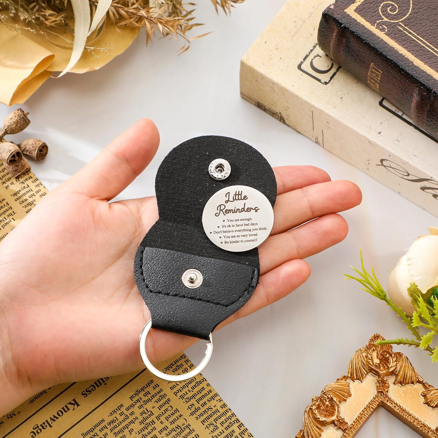 Sureio Pocket Hug Token Gift Long Distance Relationship Keepsake Inspirational Gift Keychain Valentine'S Day Gifts(Little Reminders) image number 2