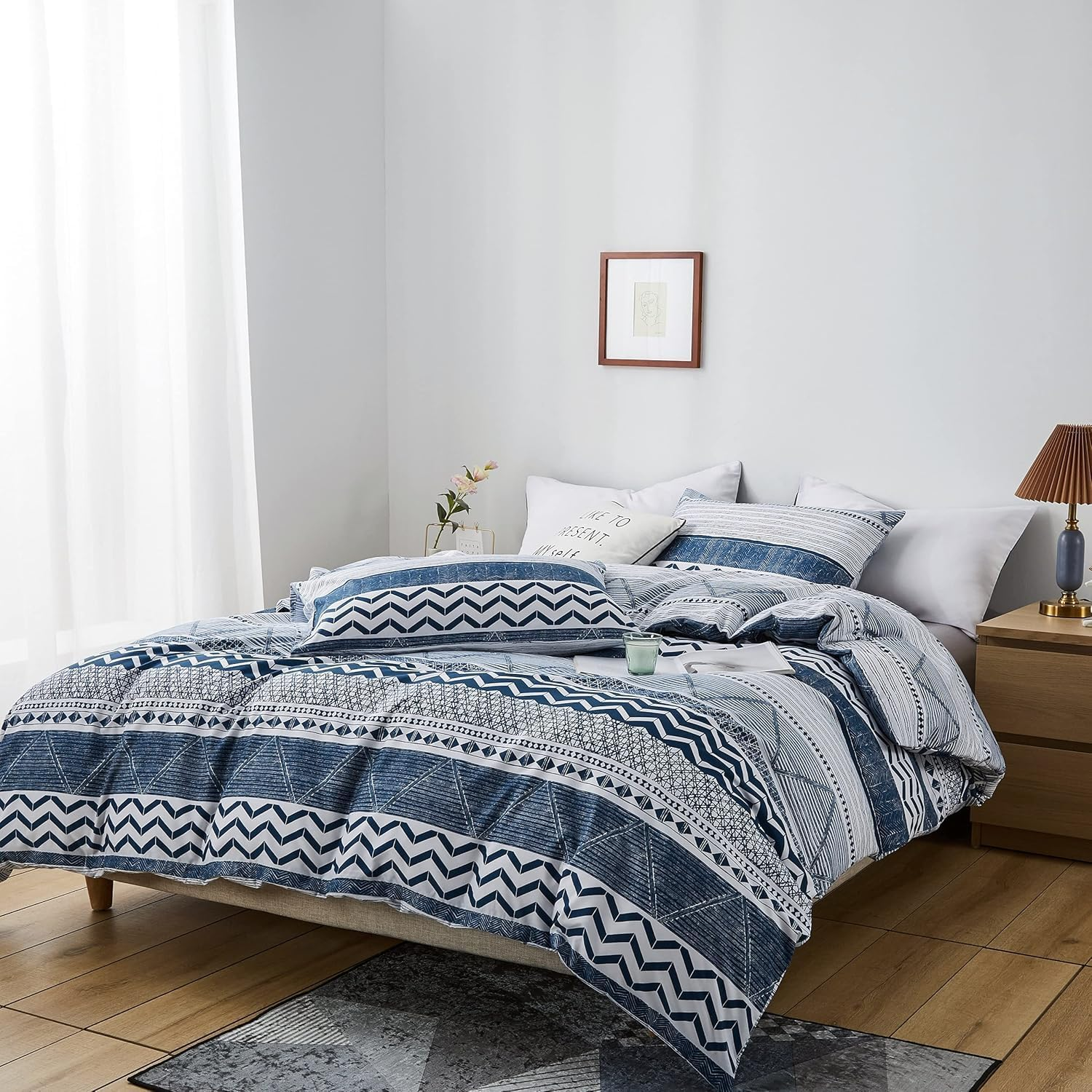 New Soft Doona Duvet Quilt Cover Set - 6 Sizes - Press Studs Closure (King, Blue Waves) image number 4
