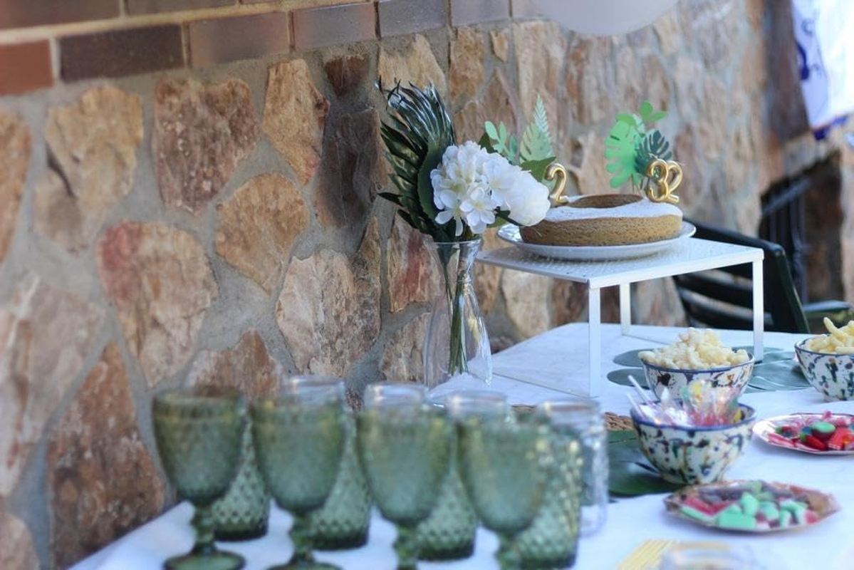 Jevenis Tropical Leaves Cake Topper for Wedding, Green Palm Leaf for Jungle Theme Birthday Party Decor, Safari Decor image number 5