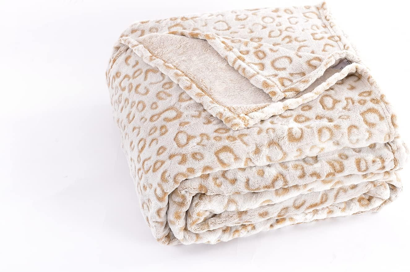 PLEASANT BOULEVARD | Leopard Throw Blanket Fleece, Premium Lightweight Cozy Warm Plush Microfiber Bedspread for Couch Sofa and Bed (Pink, Throw (50 X 60 Inches))