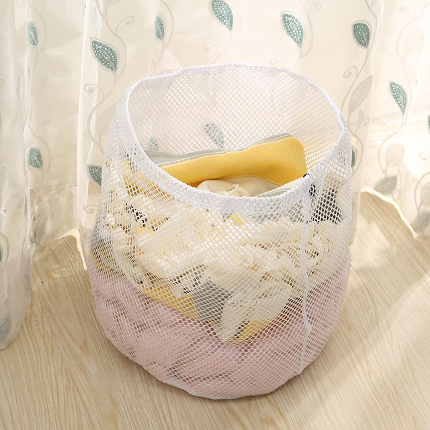 3 Pack Mesh Laundry Bags, MH MOIHSING Machine Washable Drawstring Design Travel Coarse Net Laundry Wash Bags Durable Sturdy Laundry Bag Heavy Duty Drawstring Bag for Blouse,Hosiery,Stocking,Underwear image number 5