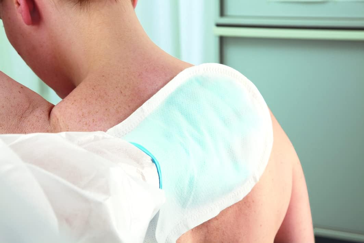 Hartmann Molicare Skin Wash Mitts Pack of 8 image number 2