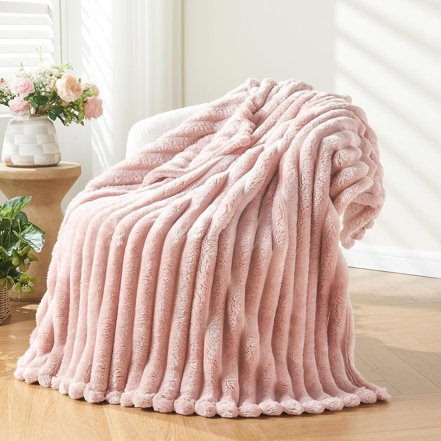 NEWCOSPLAY Fleece Throw Blanket 3D Ribbed Pink Blanket for Couch Super Soft Cozy Warm All Seasons Use (Pink Ribbed, Throw(50"X60")) image number 4