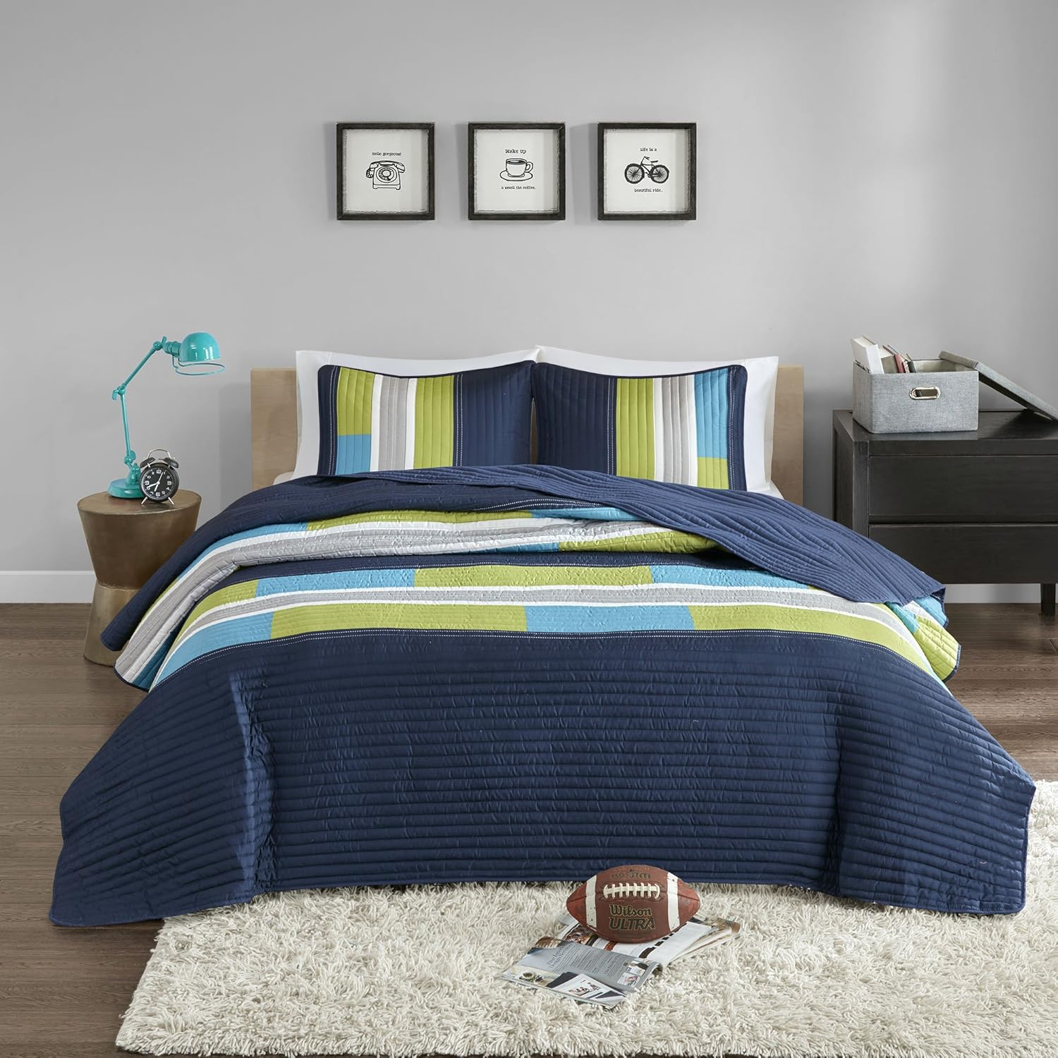 Comfort Spaces Quilt Set Trendy Casual Fun, Vibrant Color Design, Hypoallergenic All Season, Lightweight Coverlet Bedspread Cozy Kids Bedding & Sham Full/Queen Pierre Navy/Blue 3 Piece image number 1
