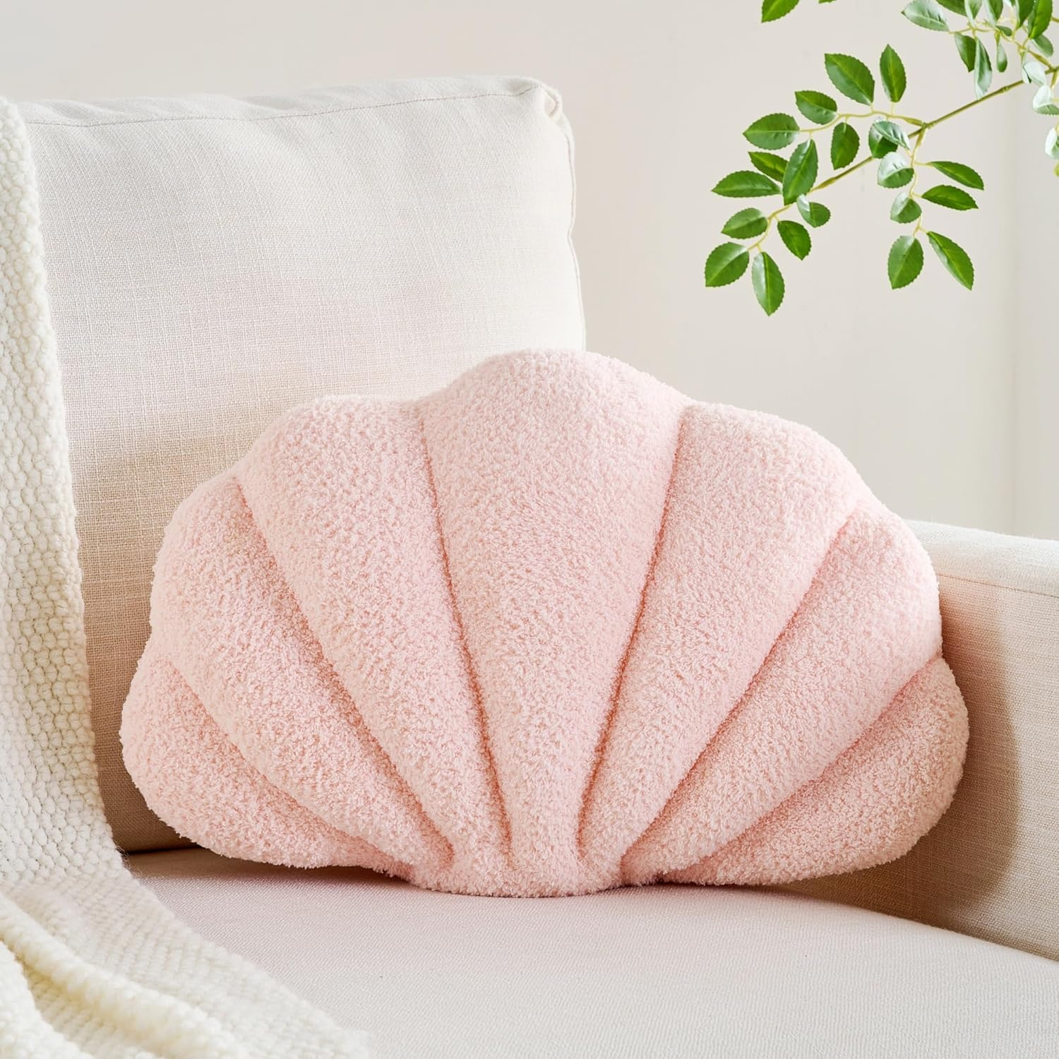 CANGHI Shell Pillow Seashell Decorative Pillow Light Pink Beachy Coastal Shell Shaped Throw Pillows 18X13 Inch Soft Ocean Beach Sea Shell Plush Pillows Cushion for Bed Couch Living Sofa Room Decor image number 2