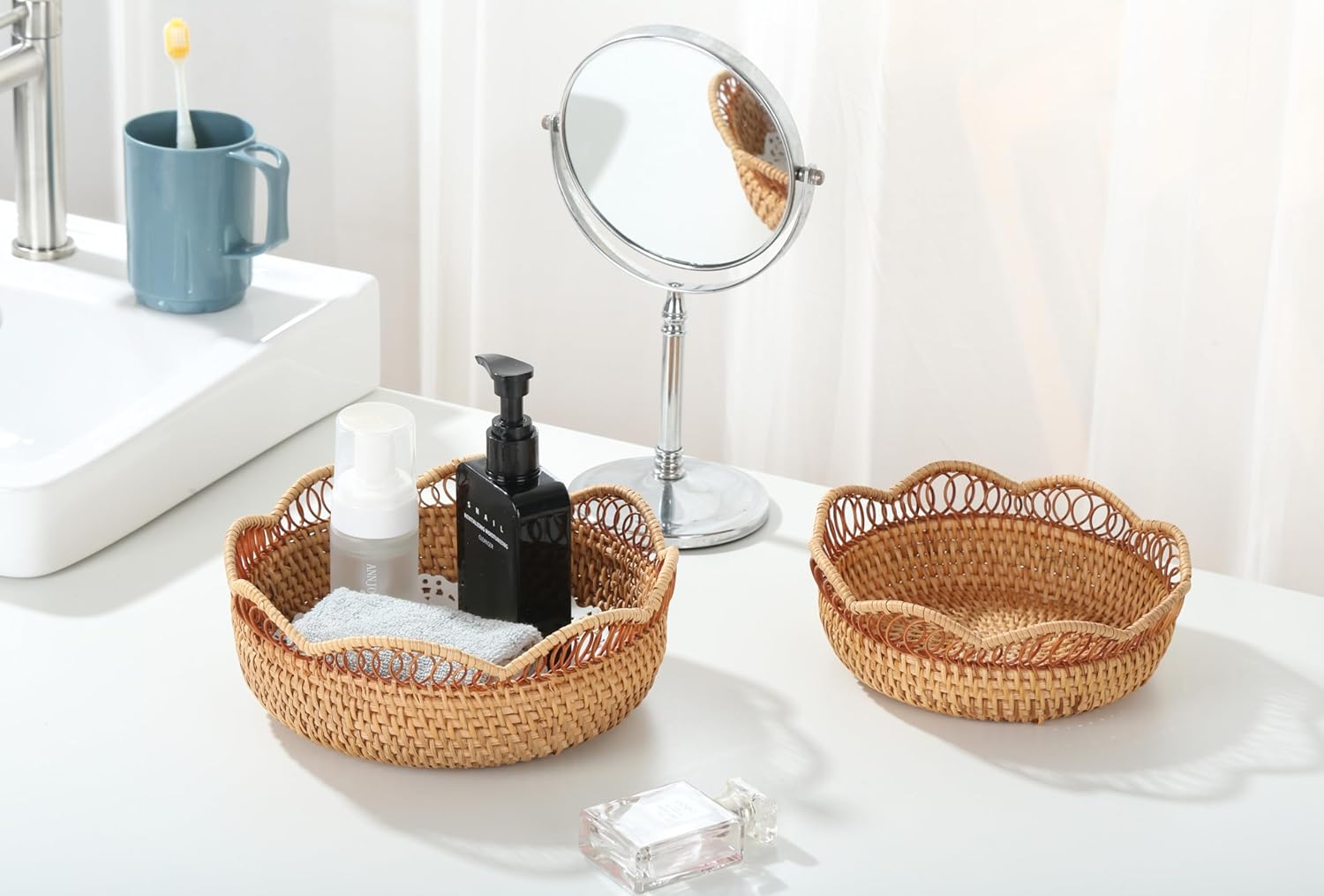 Rattan Bread Basket for Serving,Set of 2（8&rsquo;&rsquo;/9&rsquo;&rsquo;）Round Fruit Basket,Picnic Baskets,Natural Woven Serving Basket Bowls,Handmade Decorative Baskets for Kitchen Counter, Organizing, Storage, Home Decor image number 2