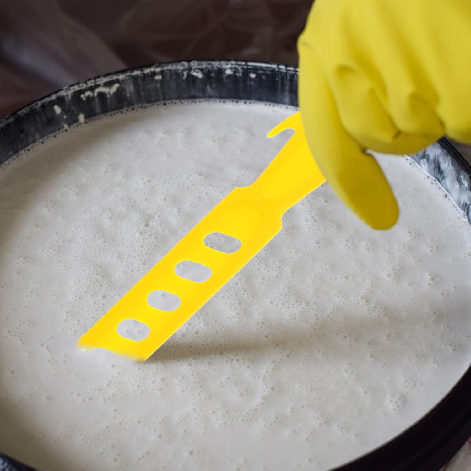 Operitacx Reusable Paint Stirring Rods 2-Pack Lightweight Manual Paint Mixing Sticks for Epoxy Coatings Crafts and DIY Projects image number 3