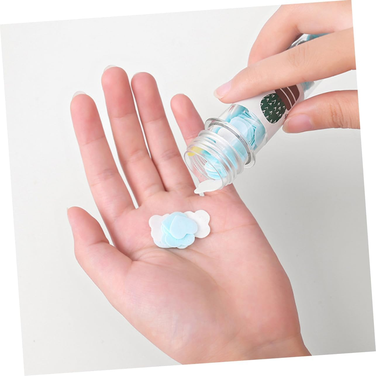 Totority Travel Soap Sheets Individual Packing Soap Pieces for Outdoor Hand Washing Safe Convenient for Camping Hiking Business Trips and Travel Toiletry Needs image number 4