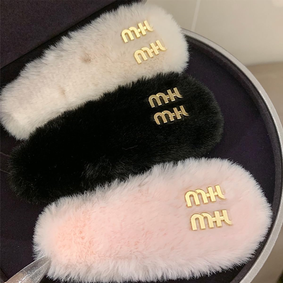 3Ps Women'S Small Hair Clips Plush for Styling Large Letters Duckbill Hair Clips Thick & Thin Hair Accessory image number 4