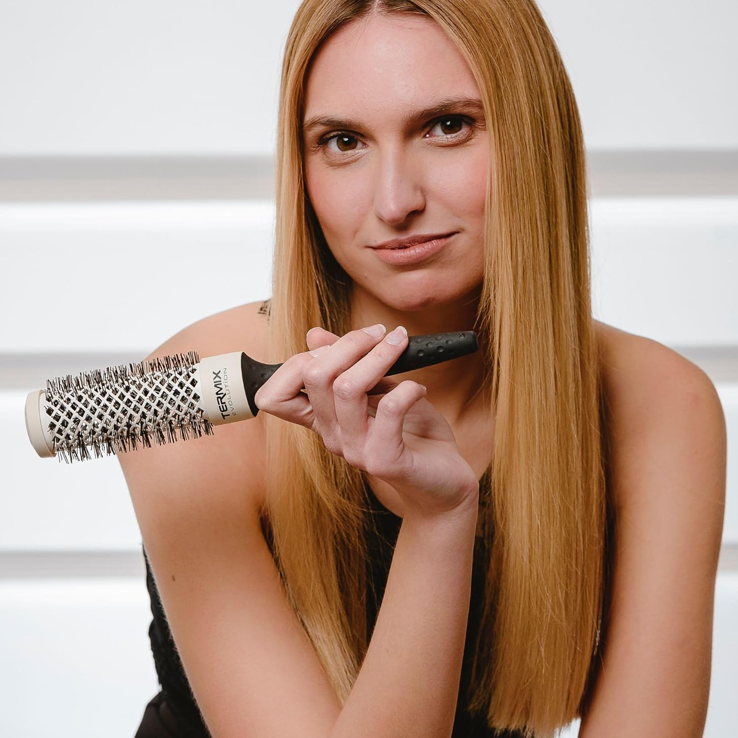 Termix Evolution Soft Professional Thermal round Hair Brush with Ceramic Tube for Salon, Special Brush for Fine Hair, Non-Stick Tube, Set of 5 Brushes image number 4