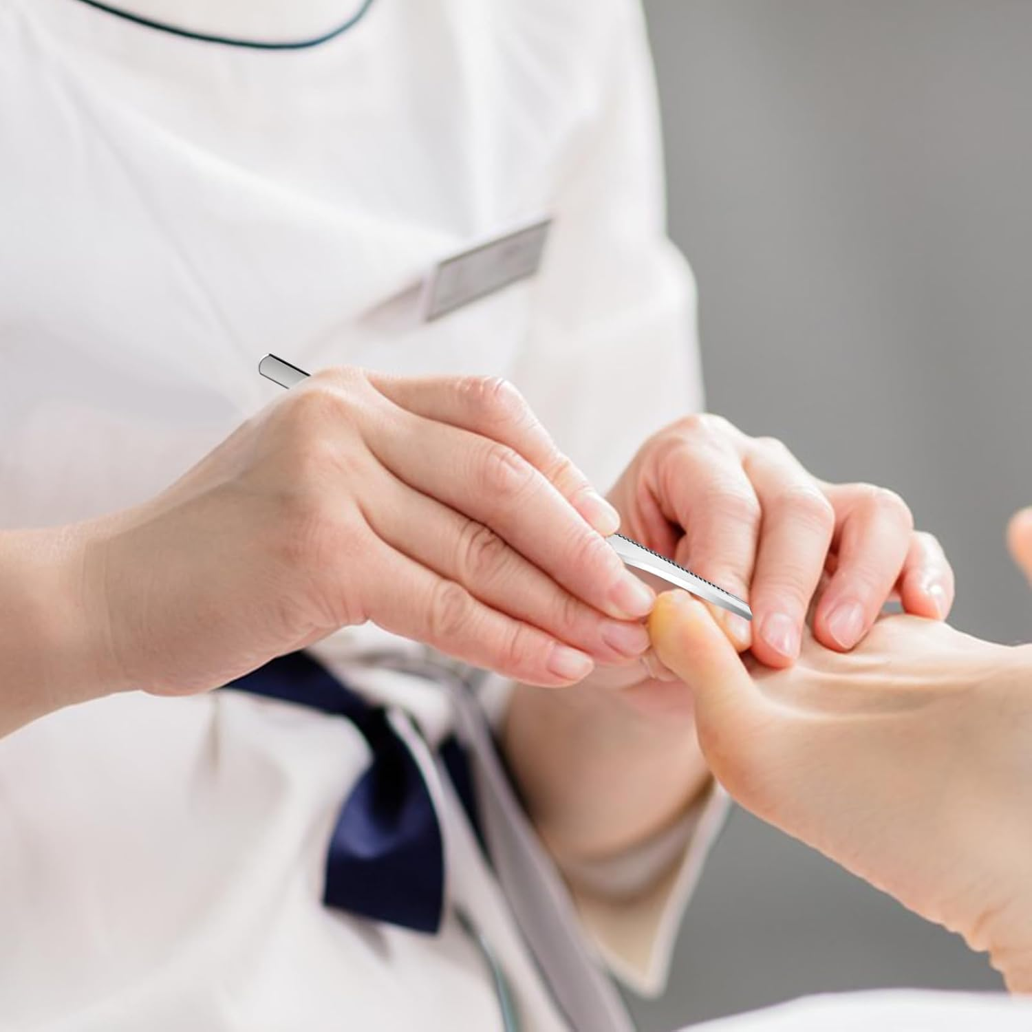 Foot File Grinder Tool - Stainless Steel Feet Sander Tool, Manual Feet Sander | Foot Sander Pedicure Tool, Portable Body Part Care Supplies for Home, Foot Care Rasp Dead Skin Remover Pedicure Too image number 6