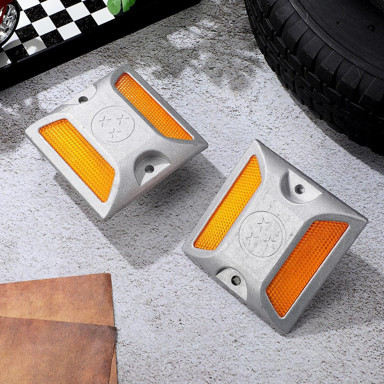 CLISPEED 2Pcs Aluminum Road Studs Reflective Driveway Markers for Night Visibility Weatherproof Pavement Reflectors with Optimum Grip Outdoor Road Safety Accessories