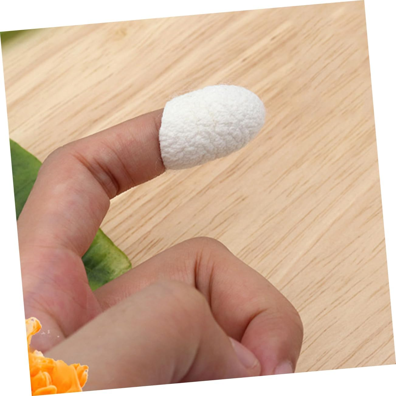 Healvian 20Pcs Silkworm Face Cleaning Supplies Exfoliating Balls Natural for Sensitive Skin