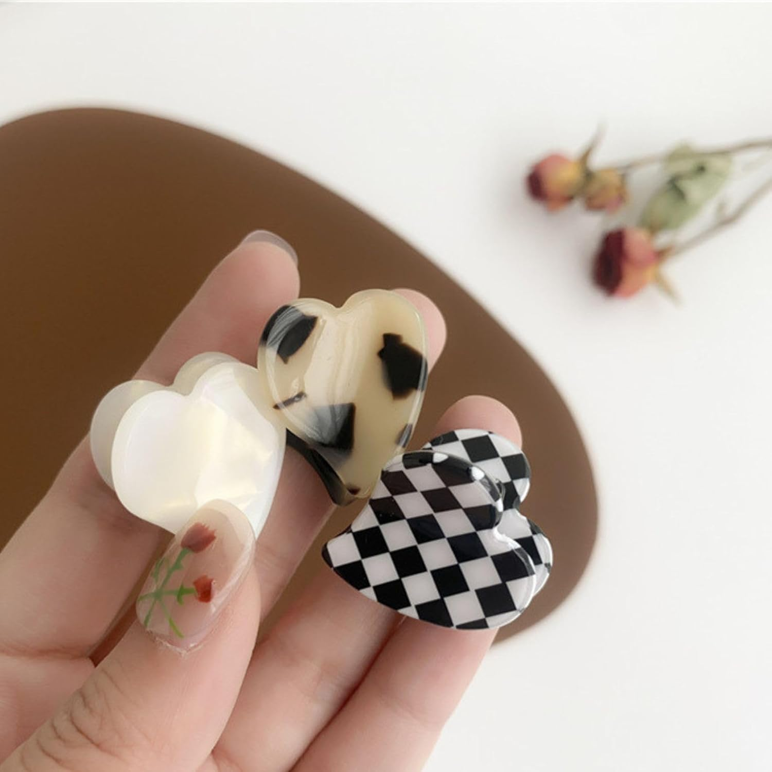 8 Pieces Small Heart Shaped Hair Clips for Women Acrylic Medium Hair Clips Tortoise Shape Ladies Hair Clips with Strong Grip and Non-Slip Surface image number 5