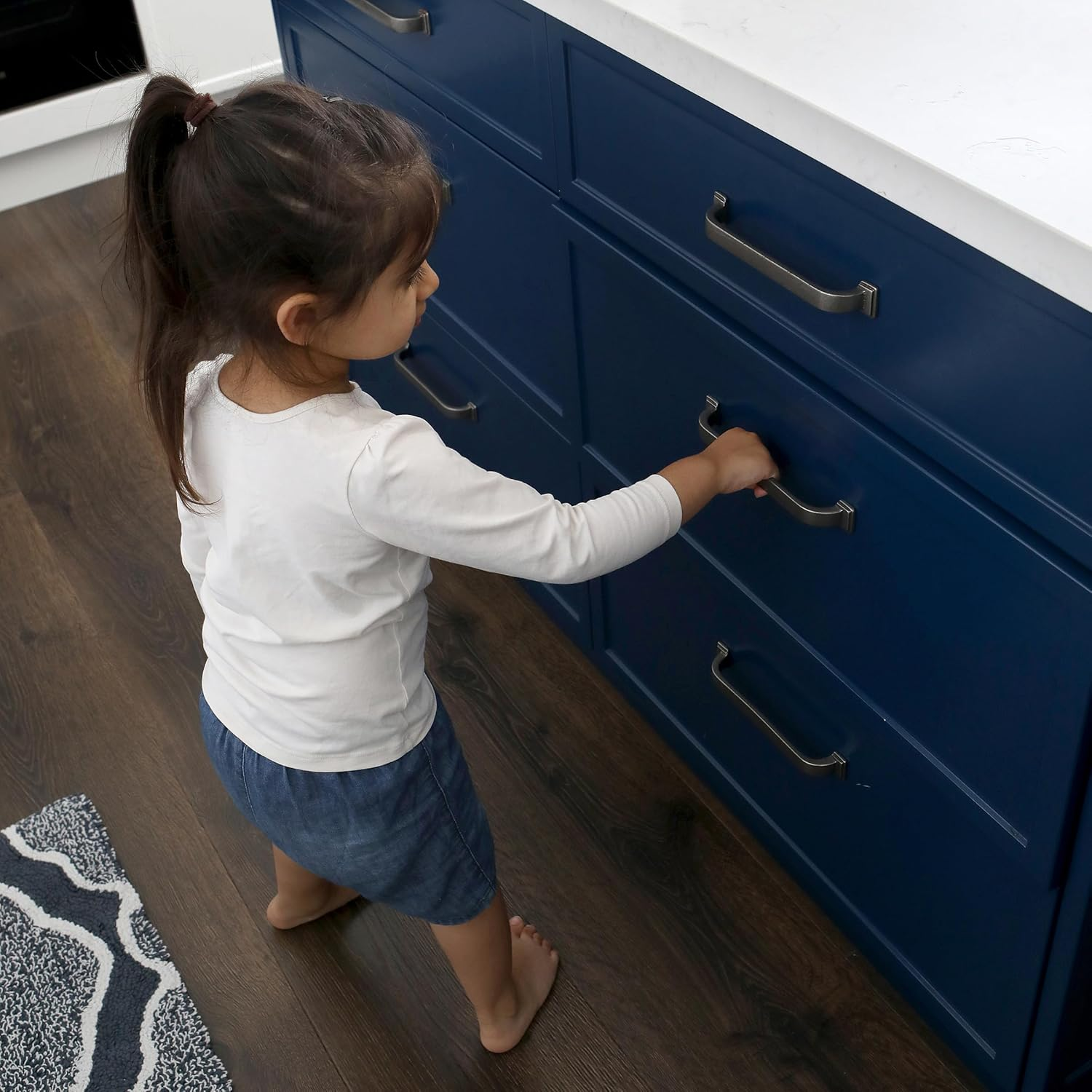 Dreambaby Drawer Catches, 3 Pack image number 1