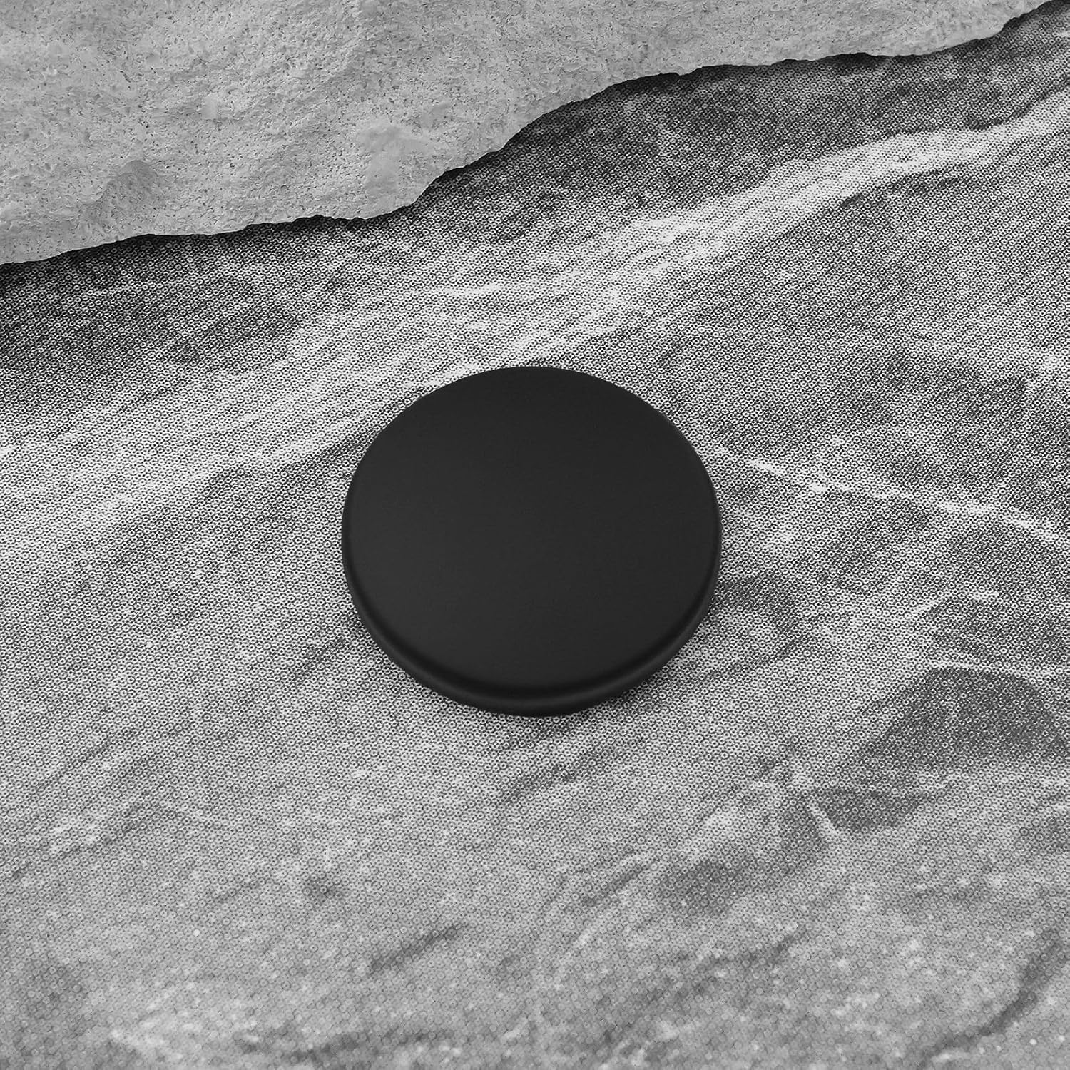 LT Easiyl 2Pcs Silicone Button Cover Switch Seal Accessories Replacement Part 108-000-034 Compatible with MAGLITE C/D Flashlight Black image number 5