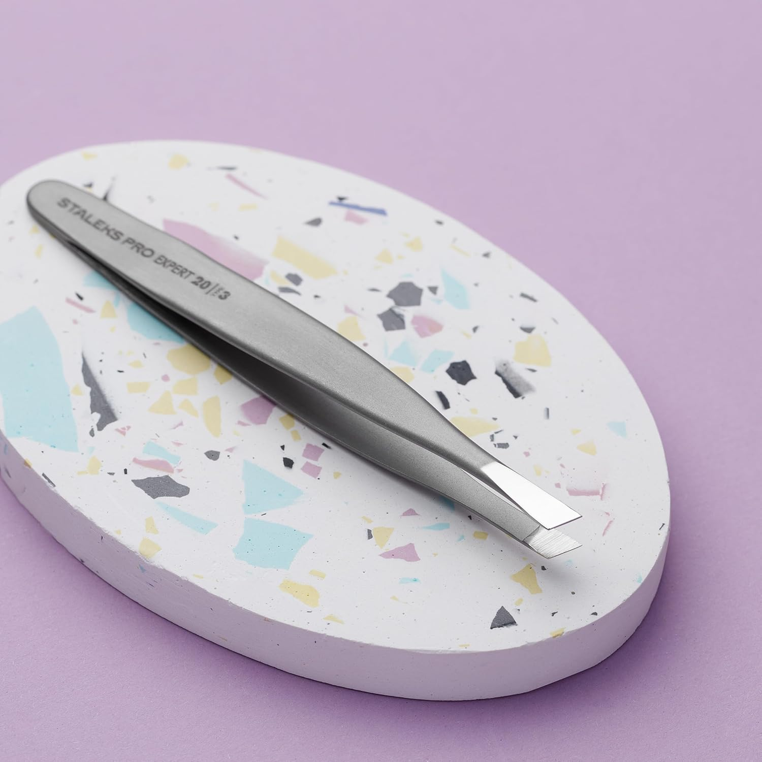 STALEKS PRO Eyebrow Tweezers with Wide and Slanted Edges, Recommended for Thick and Wide Eyebrows, Precise, Stainless Steel AISI 420, Model Expert 20/3 image number 5