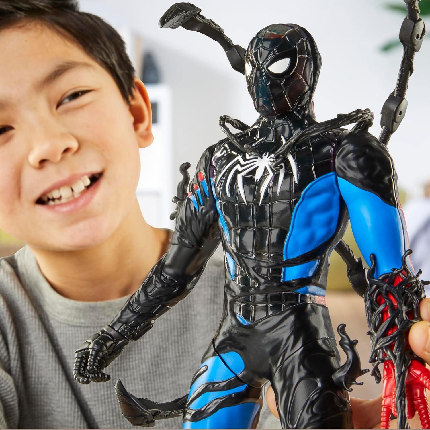 Marvel Spider-Man Venomversus Spider-Man Colour Changer Action Figure with Accessories