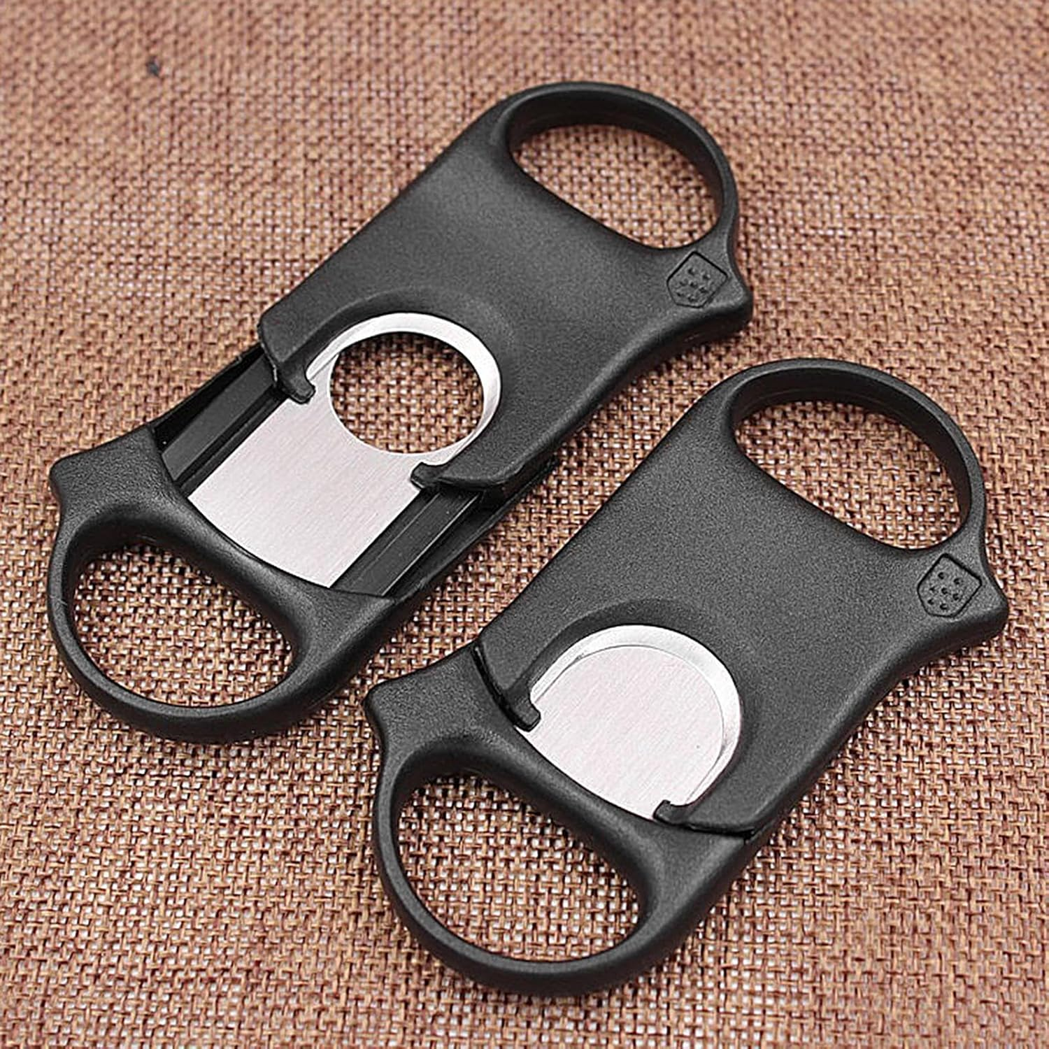 Cigars Cutter Guillotine,Guillotine Scissors Portable Single-Side Broach | Cigars Scissors Thickened Cigars Accessories Smooth Cigars Clippers for Home Workplace Borato image number 3