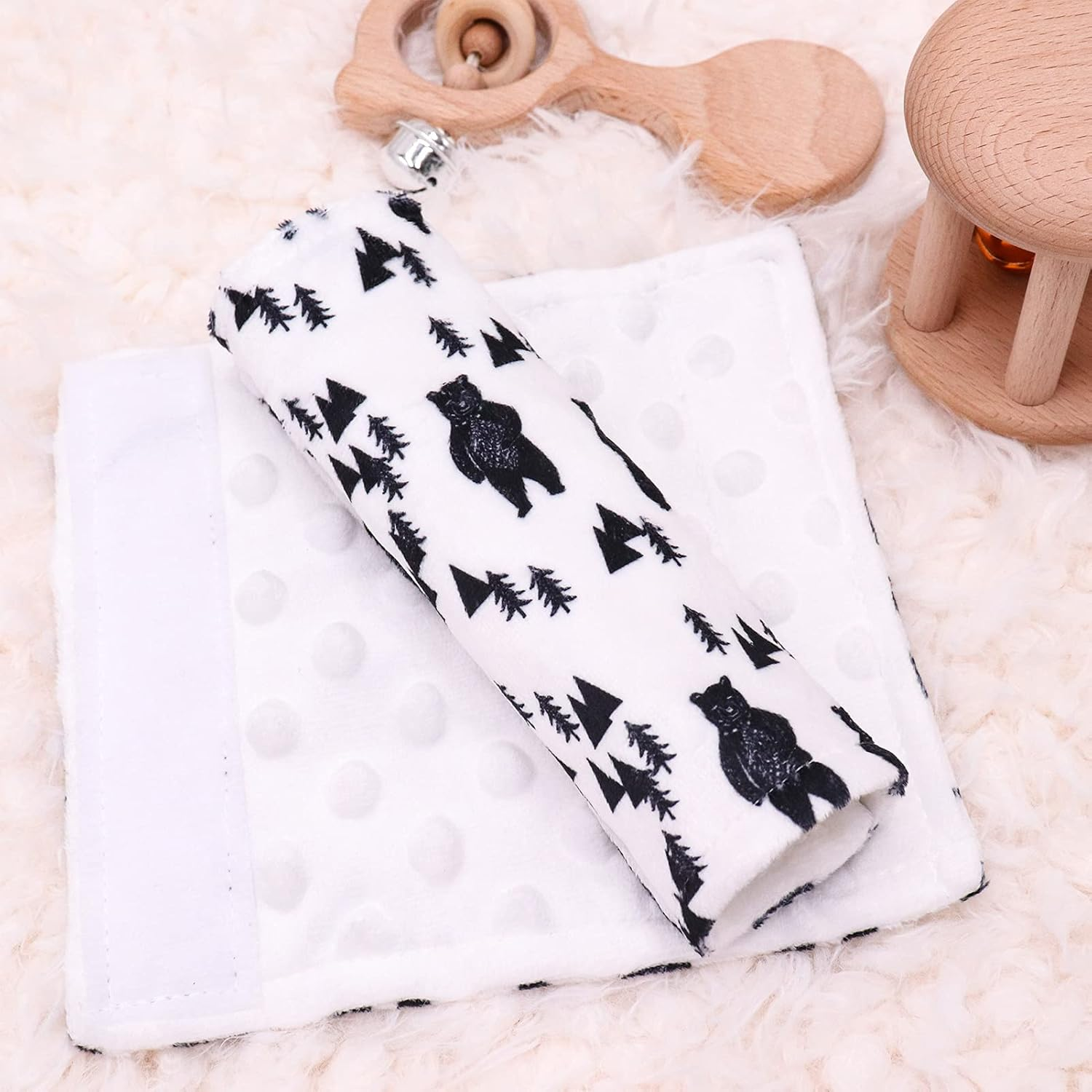 Baby Car Seat Belt Covers, Adventure Mountain Car Seat Straps Shoulder Pads for Girls Boys, Minky Seat Belt Protectors for Car Seats/Pushchair/Stroller, for Kids Newborn Infants Toddlers - Bear image number 2