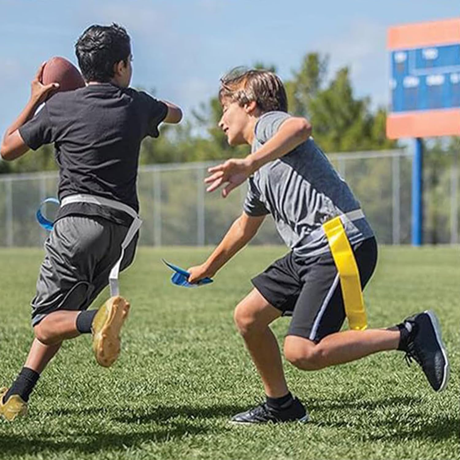 Roczential 5PCS Rugby Training Flag Football Kit Small Football Flag Football Belts Accessory Set Rugby Training Accessory (Blue) - Green image number 3