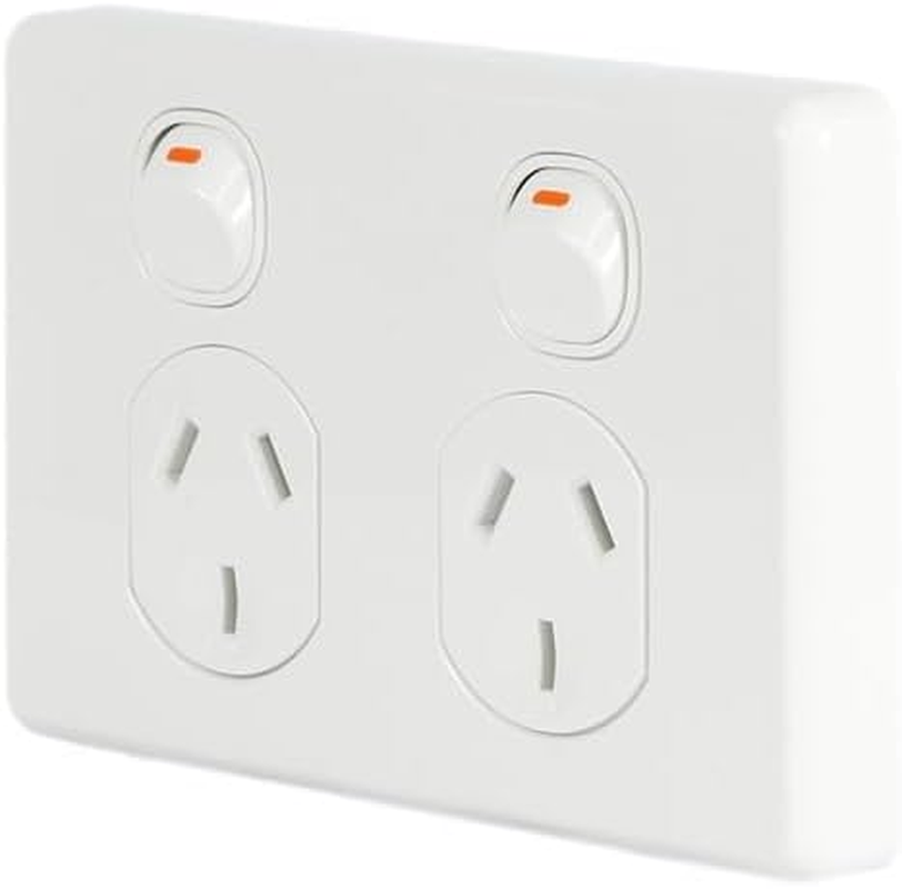 10 Pack Cllpsal C2025-WE Cllpsal Classic C2025-WE - 10 AMP Double Power Point - White image number 2